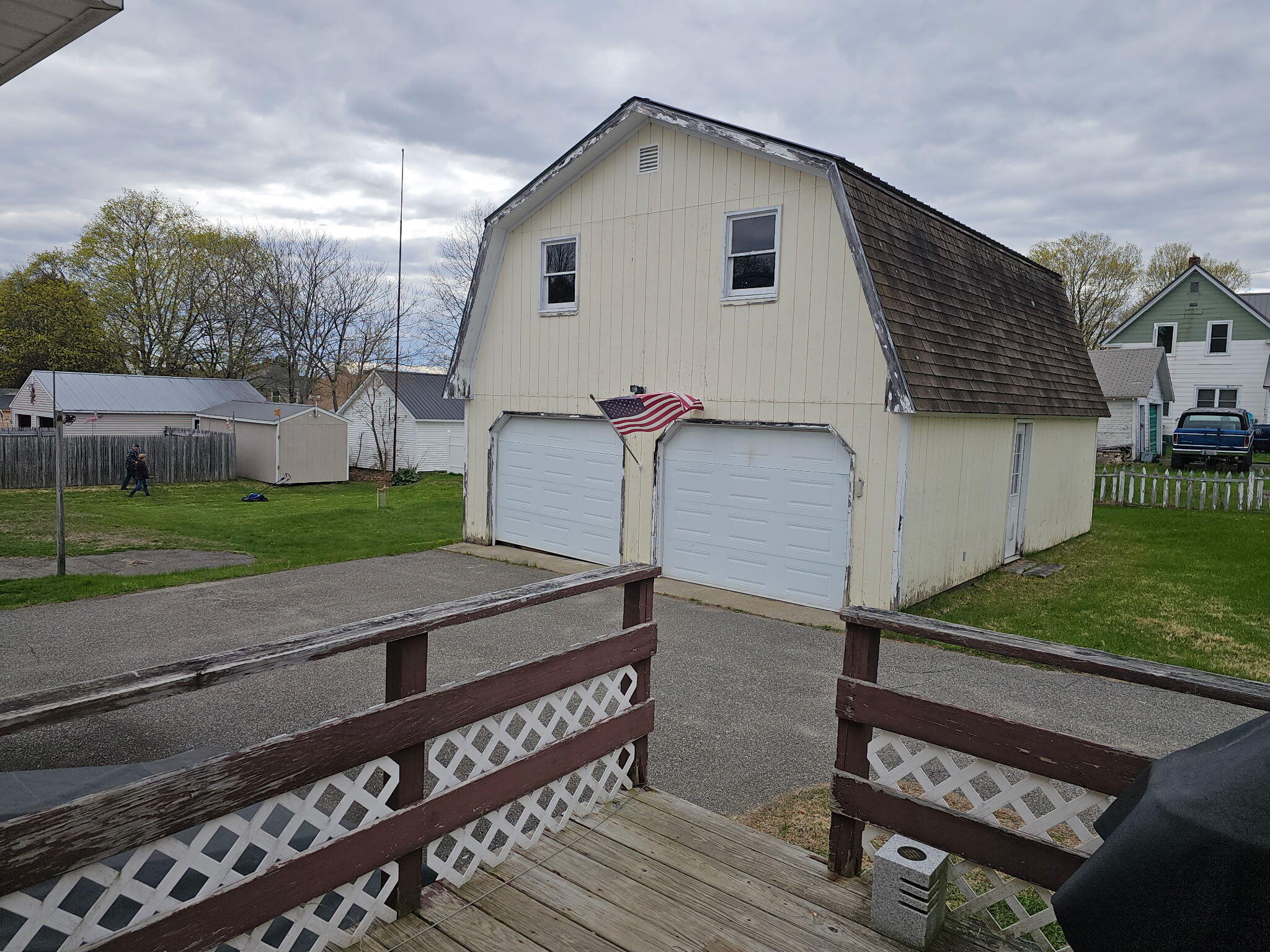 main property photo 26