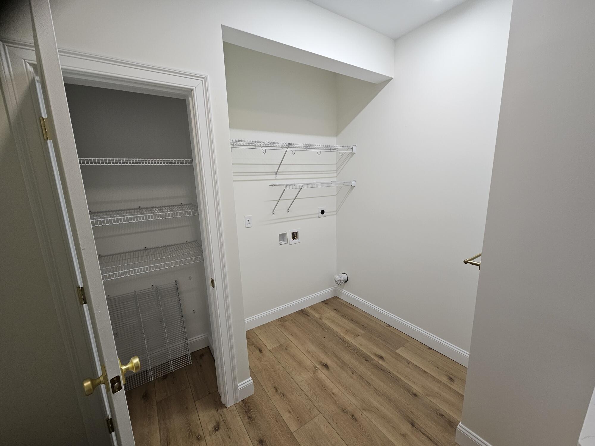 property viewer photo 15