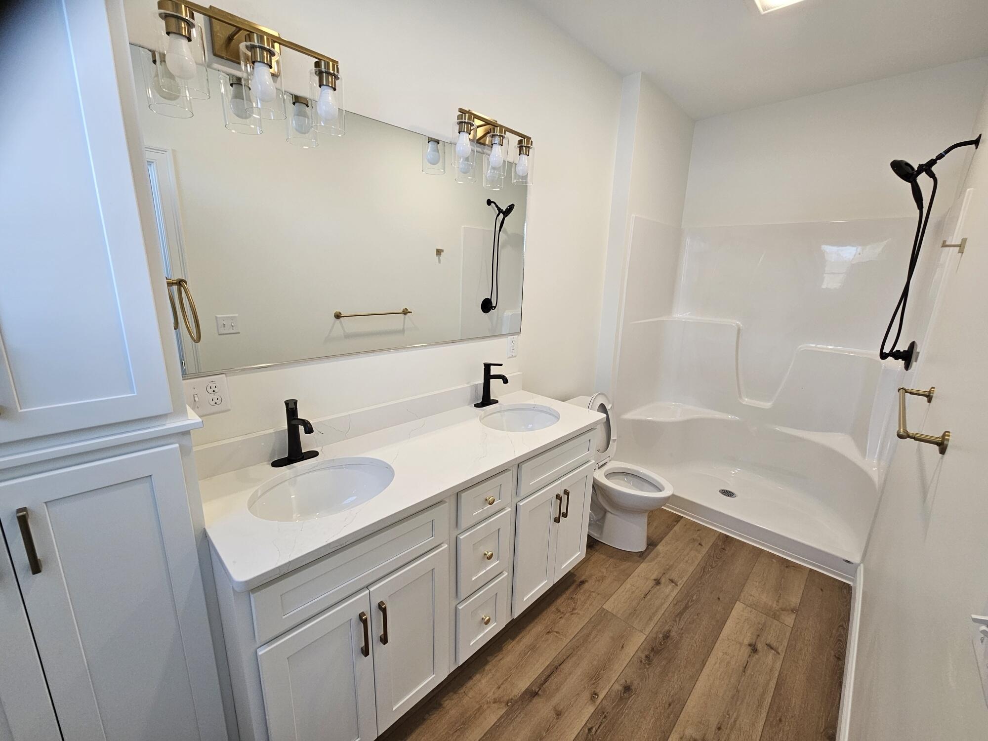 property viewer photo 9