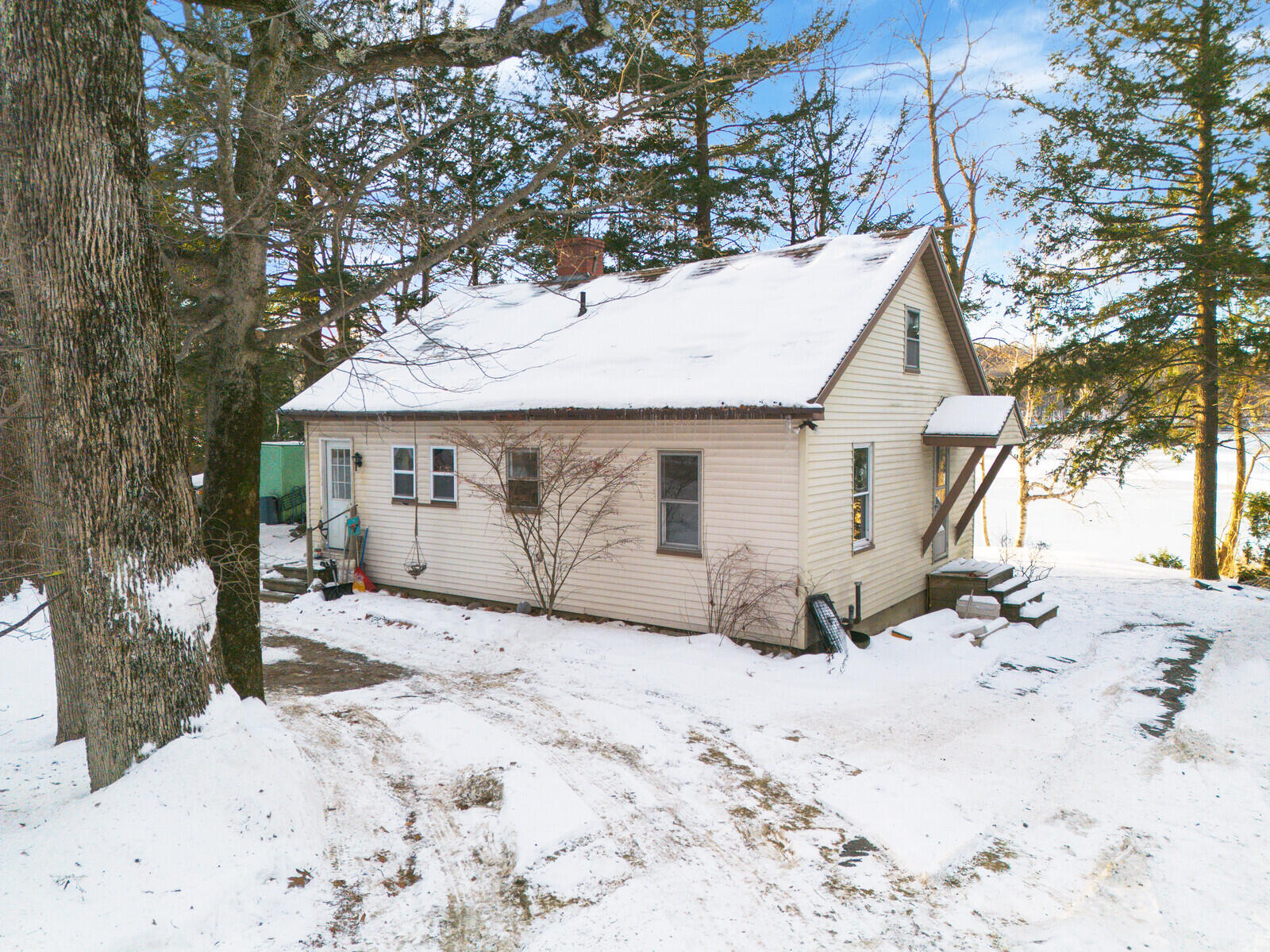 main property photo 25