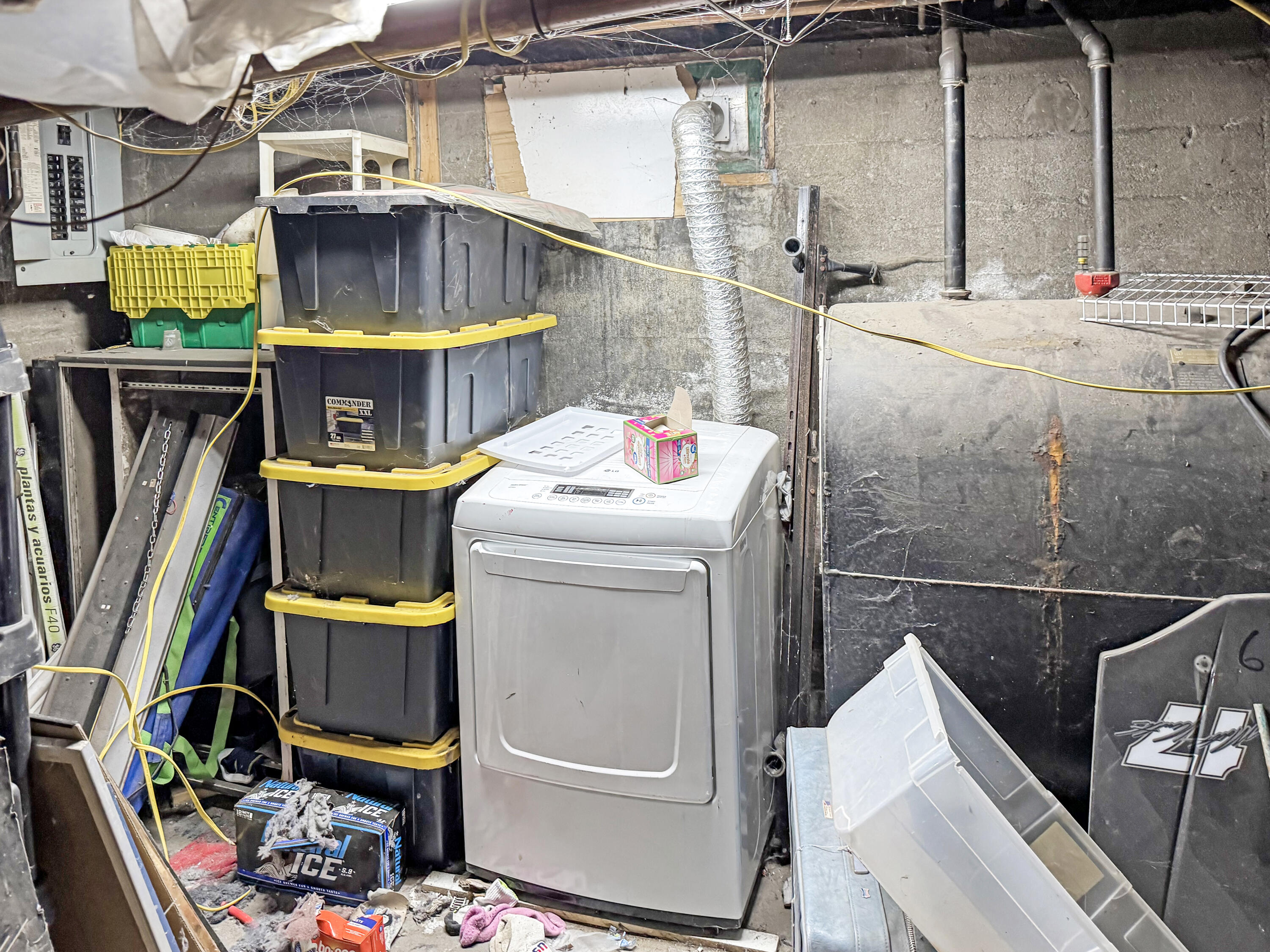 main property photo 12