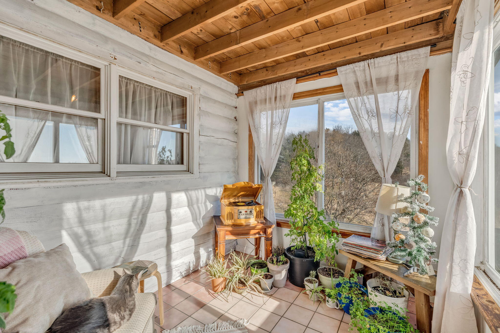 property viewer photo 23