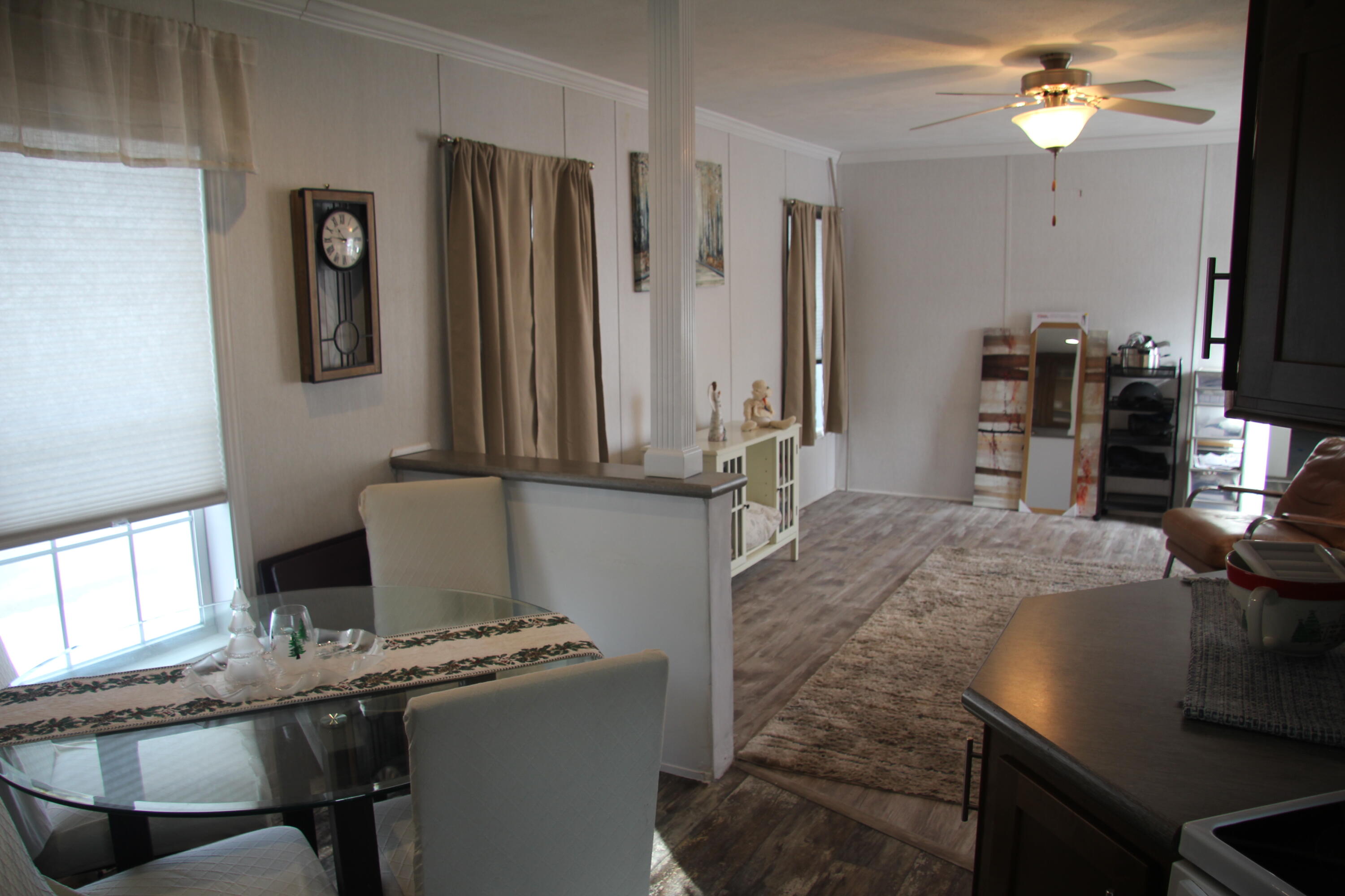 property viewer photo 15