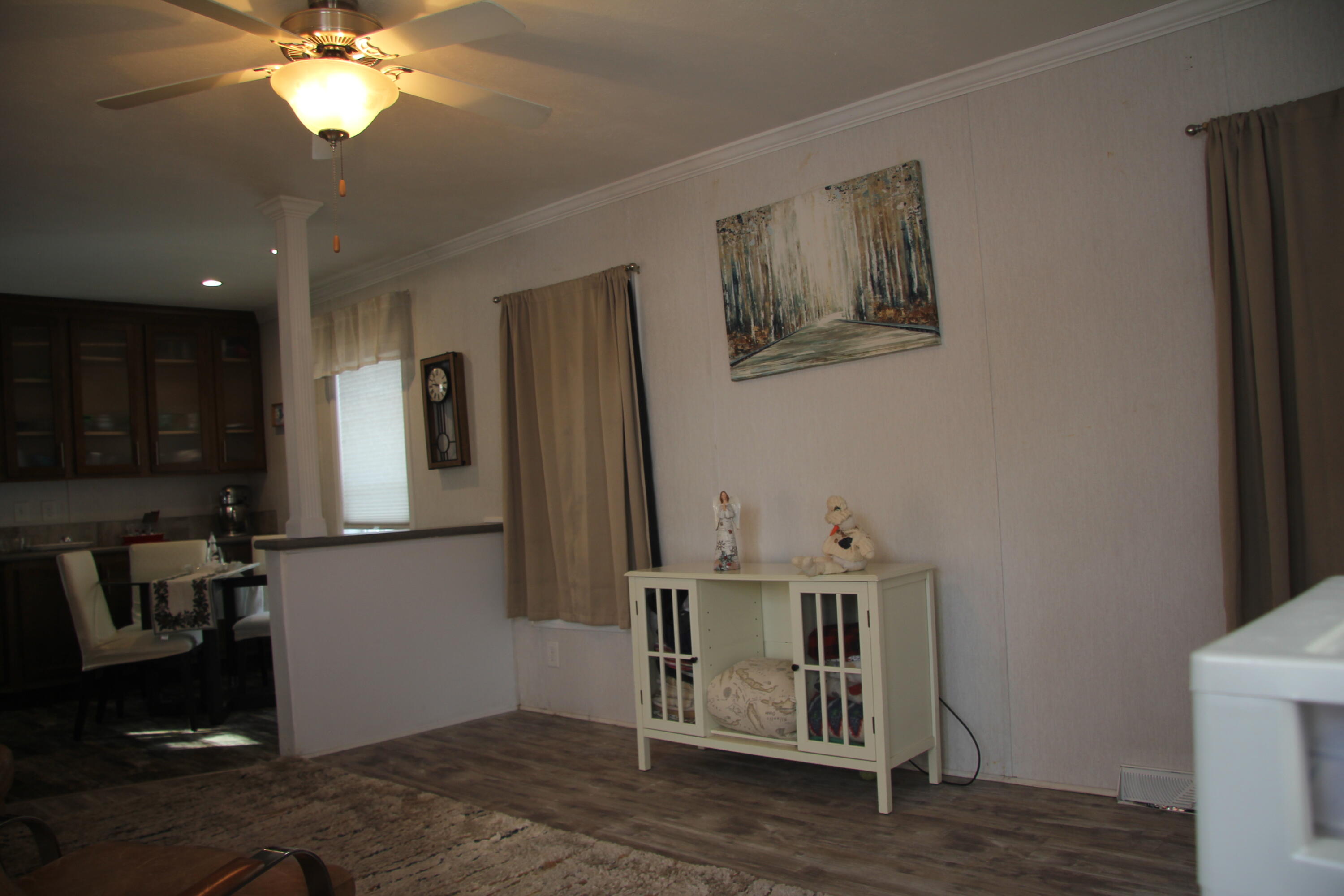 property viewer photo 17