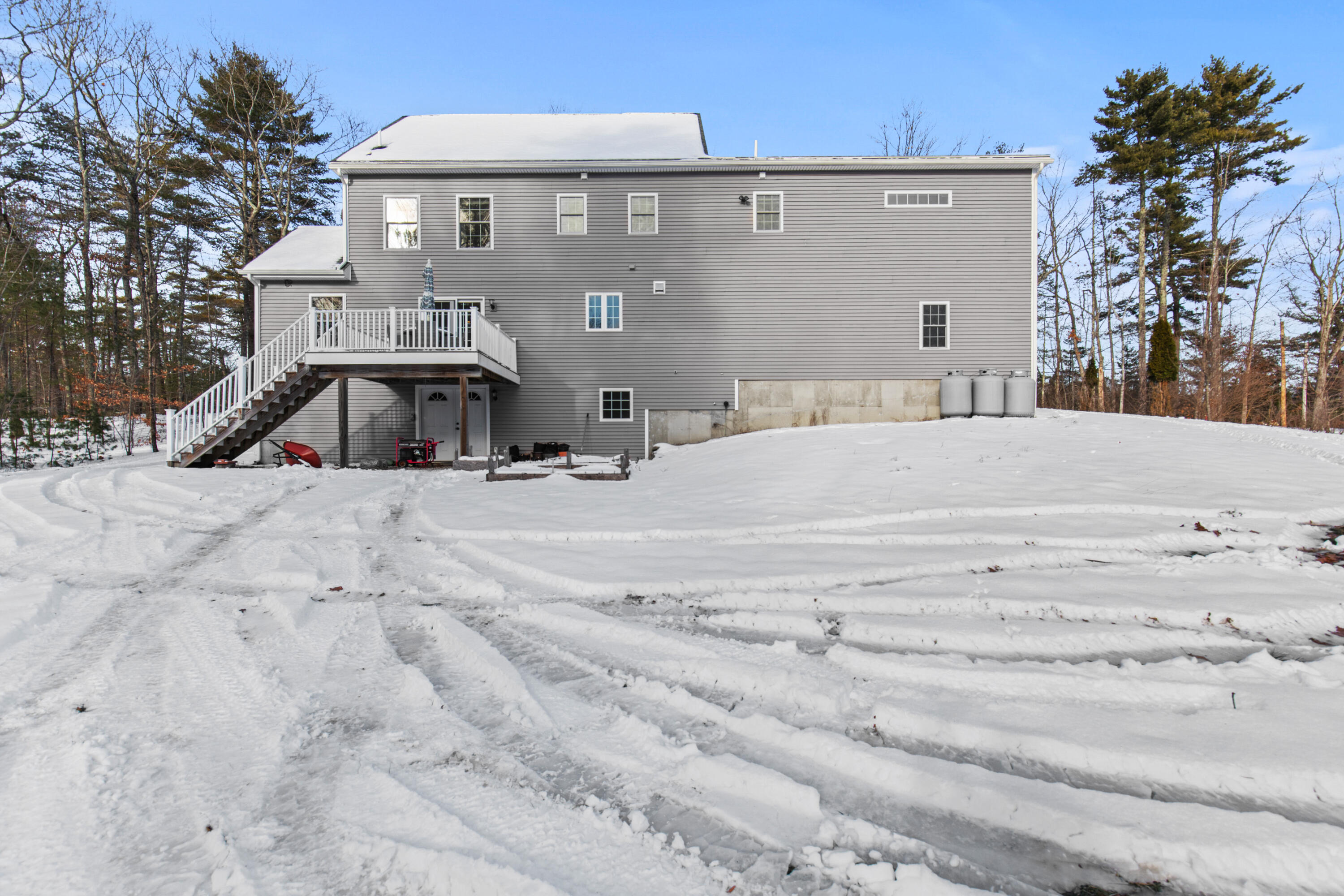 main property photo 42