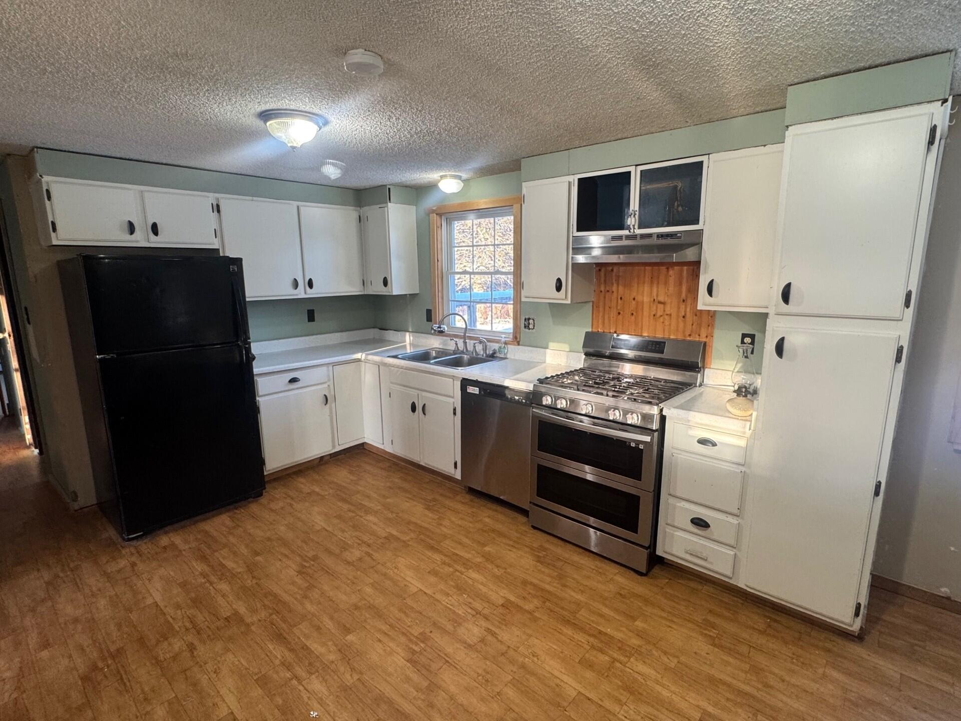 property viewer photo 9