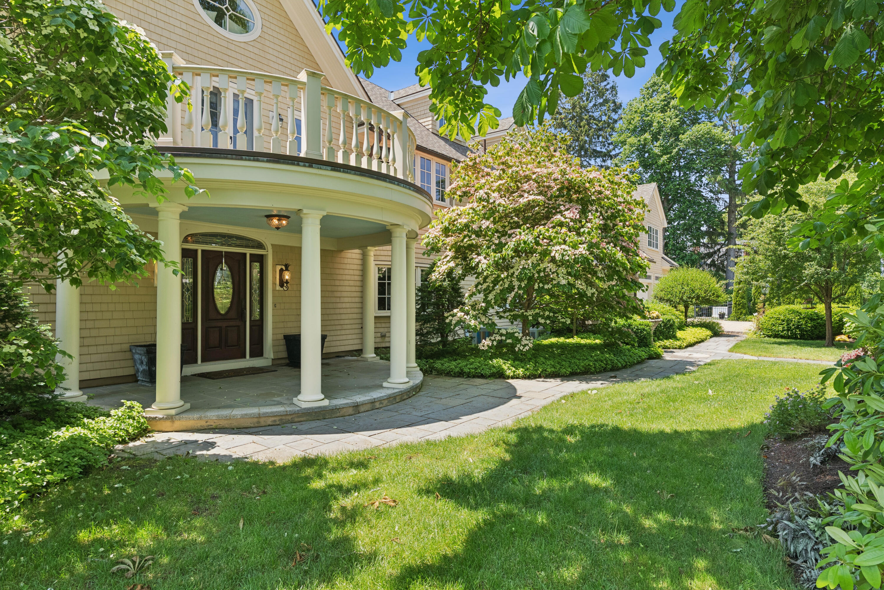 main property photo 90