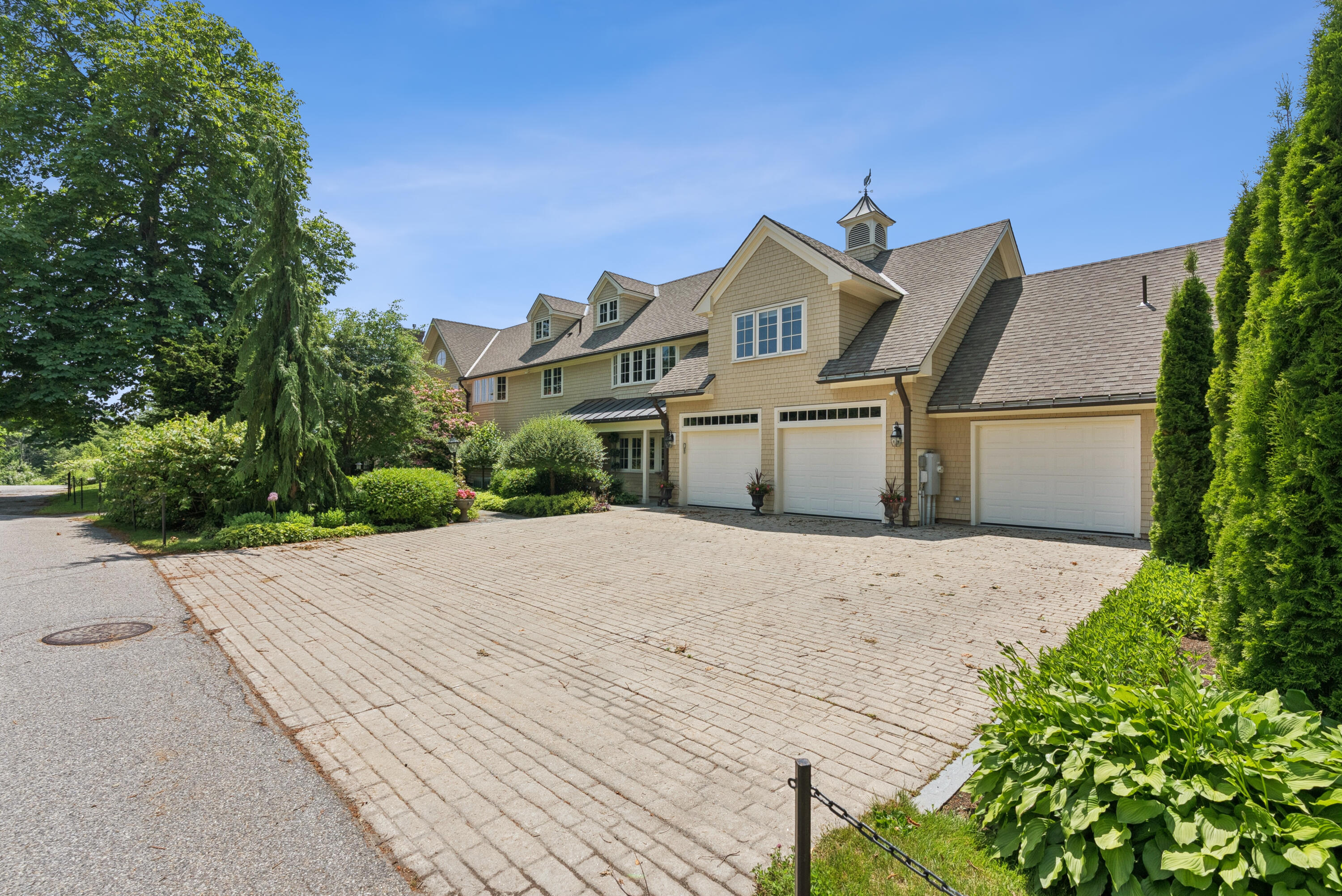 main property photo 93