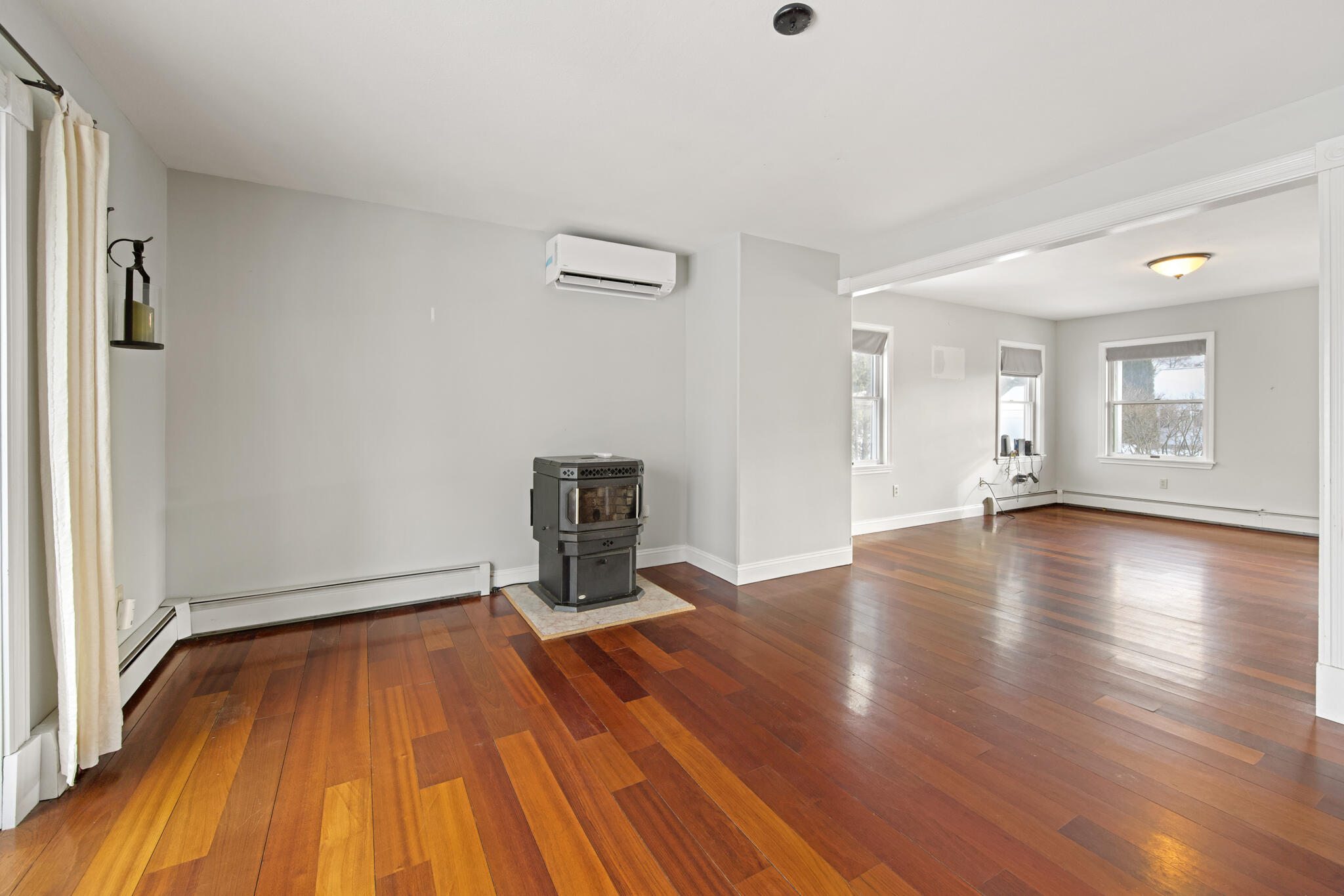 property viewer photo 13