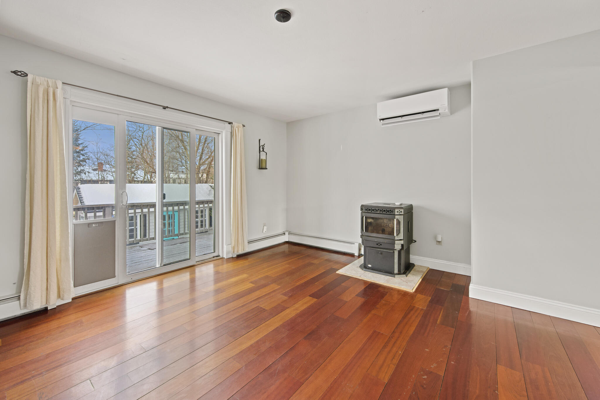property viewer photo 14
