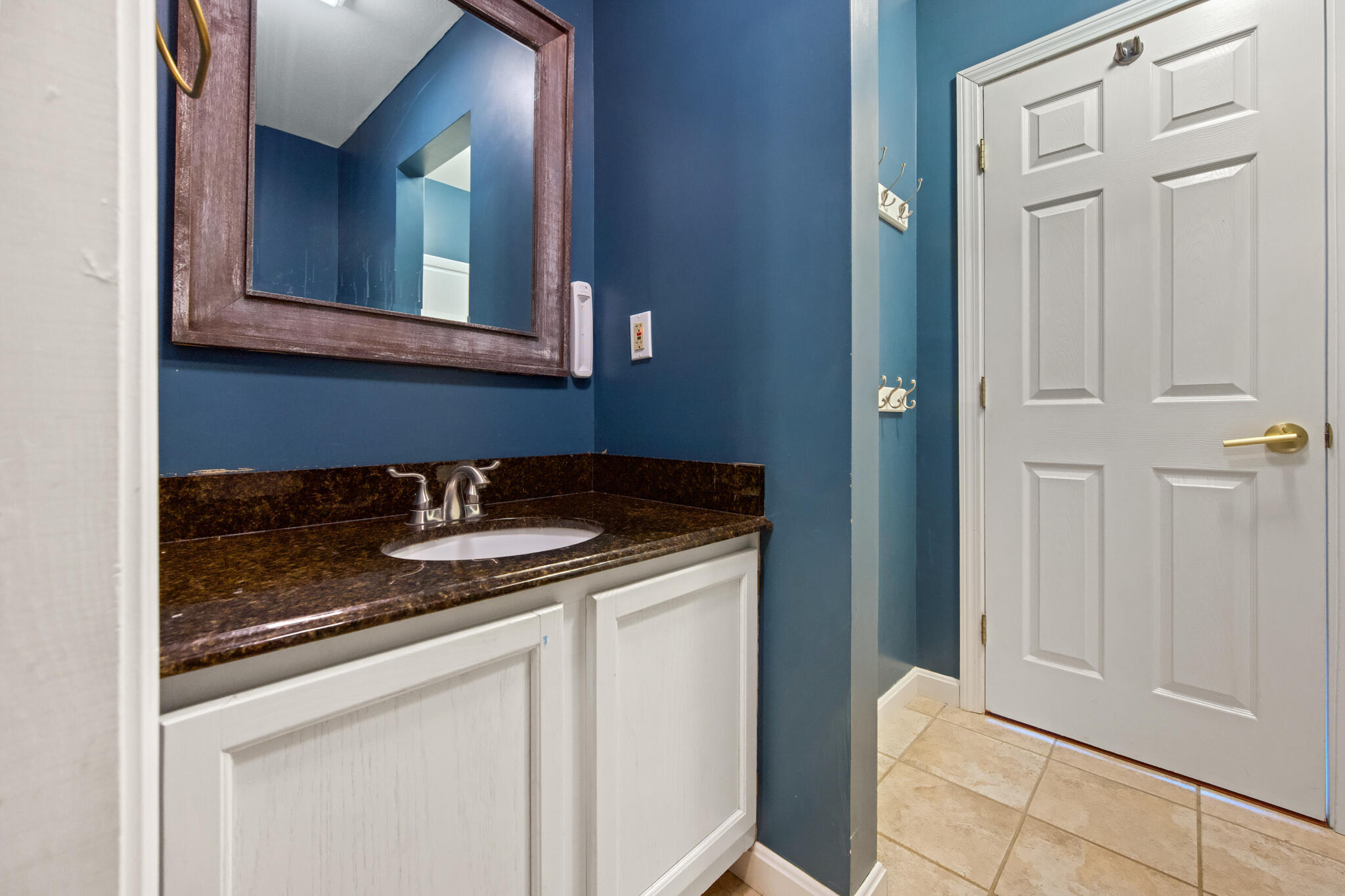 property viewer photo 16