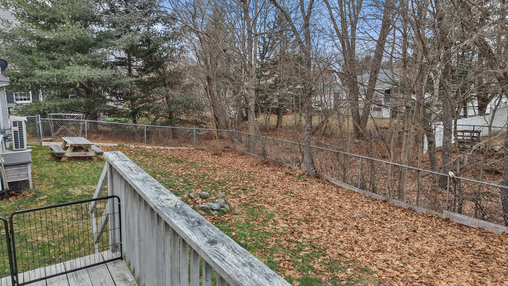 property viewer photo 45