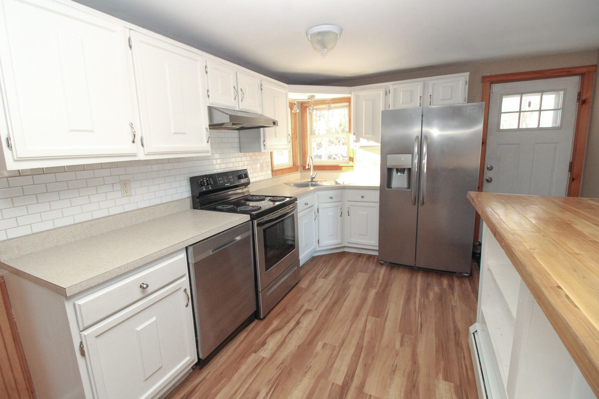 property viewer photo 4