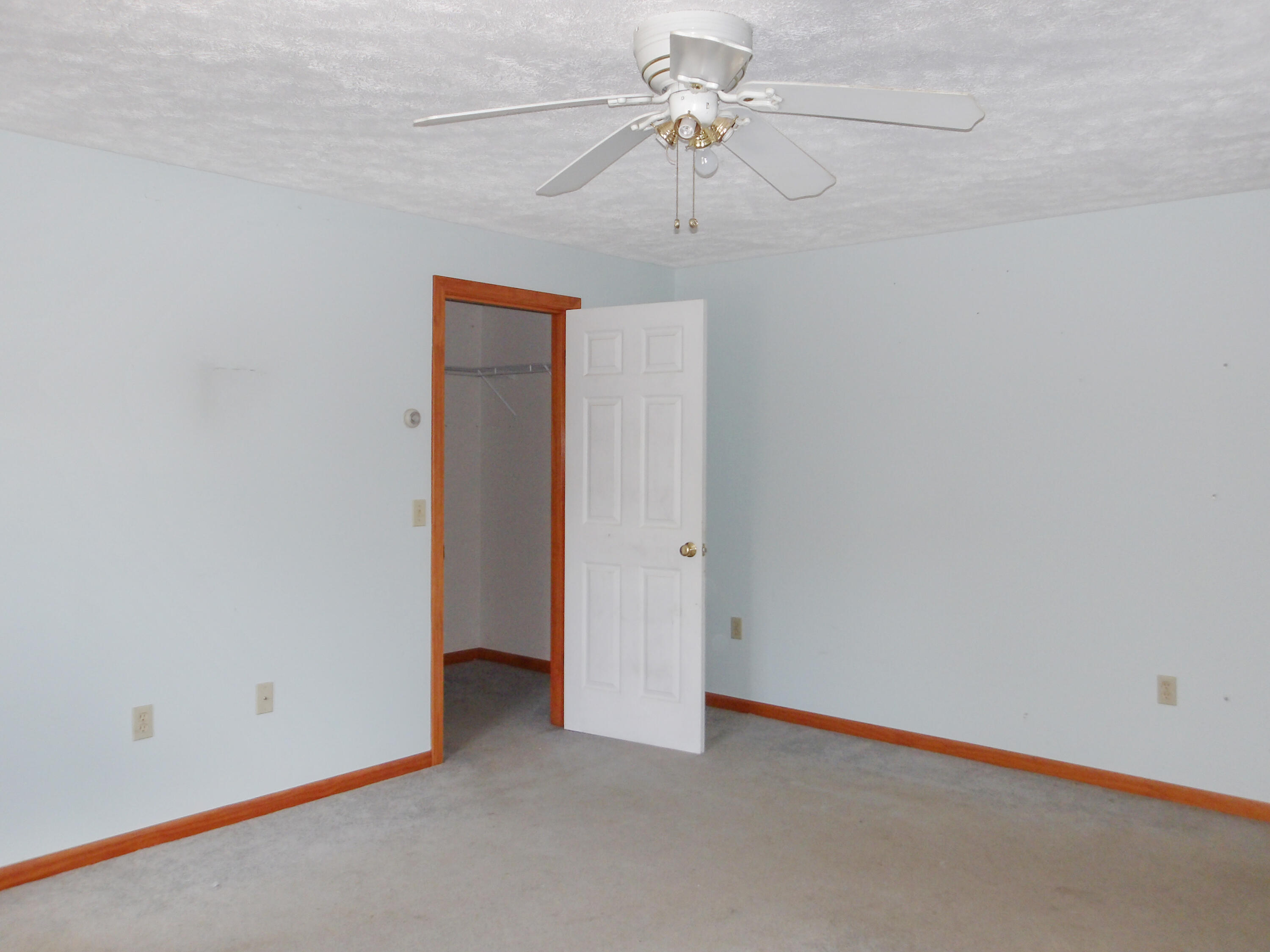 property viewer photo 20