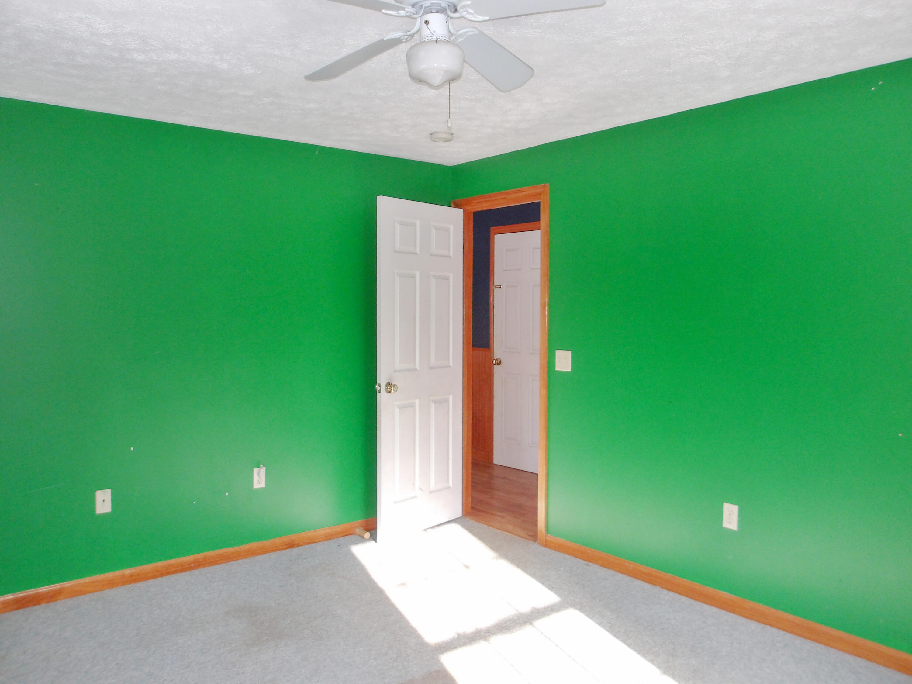 property viewer photo 26