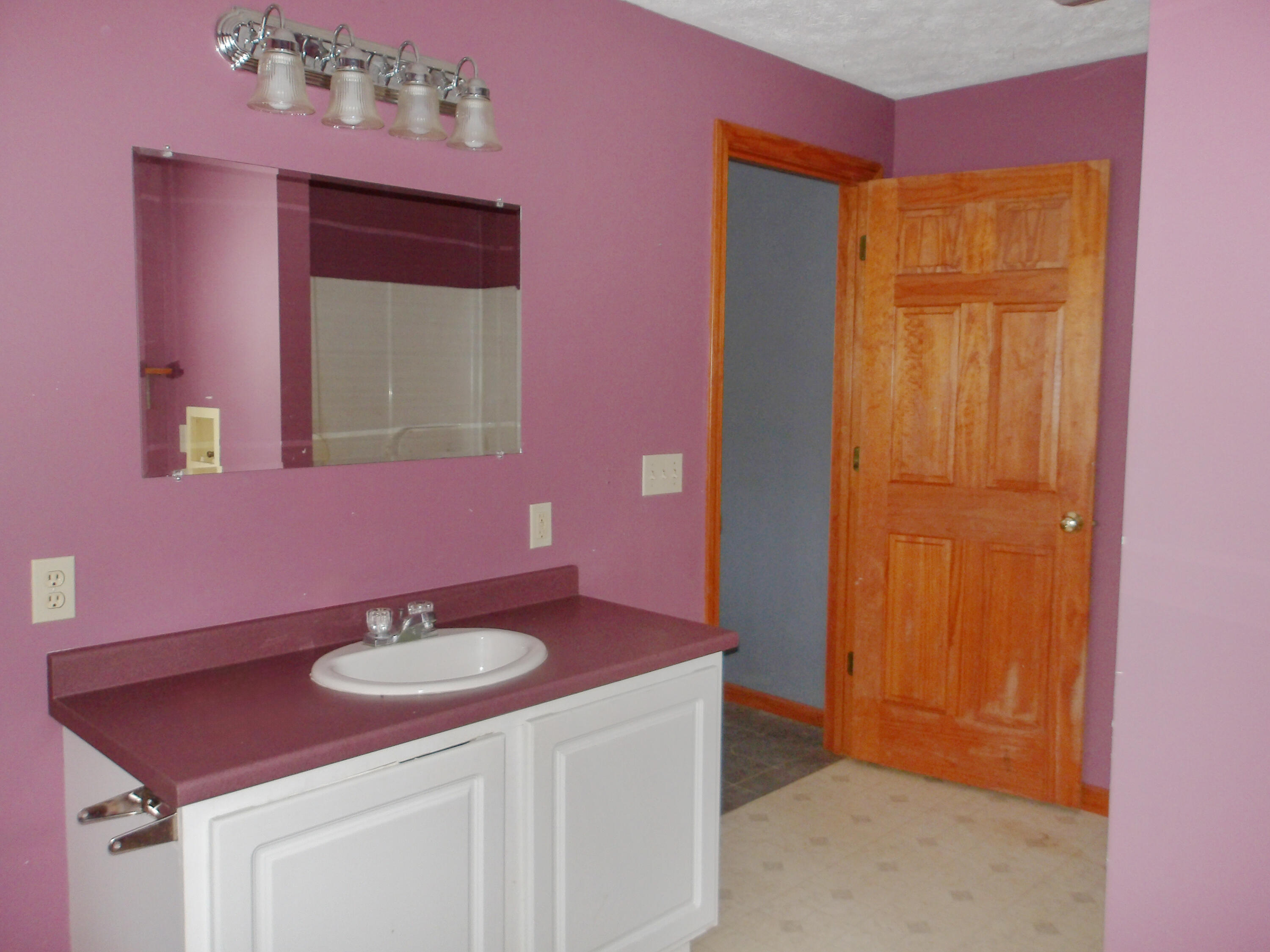 property viewer photo 30