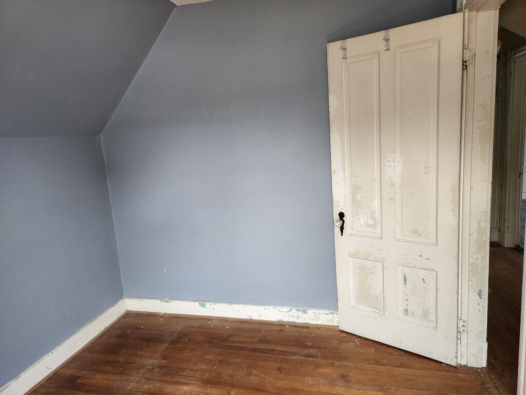 property viewer photo 24