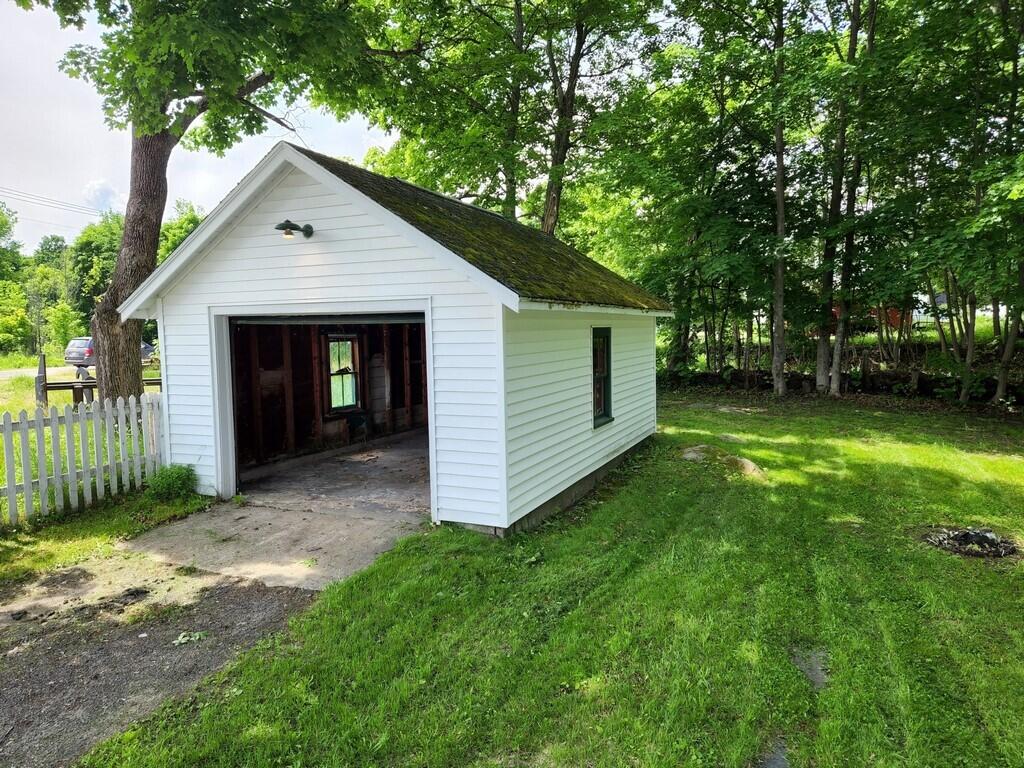 property viewer photo 44
