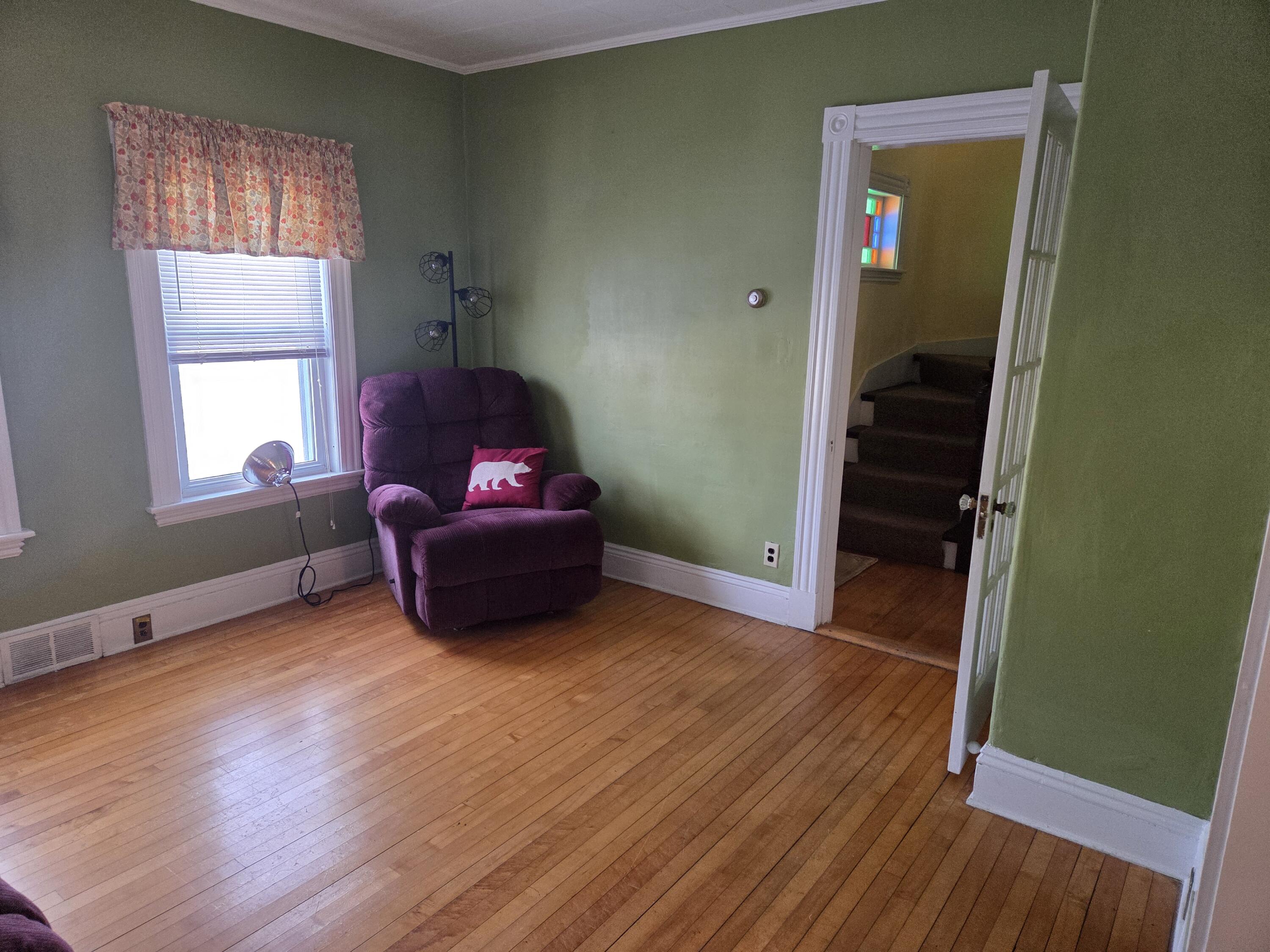 property viewer photo 5