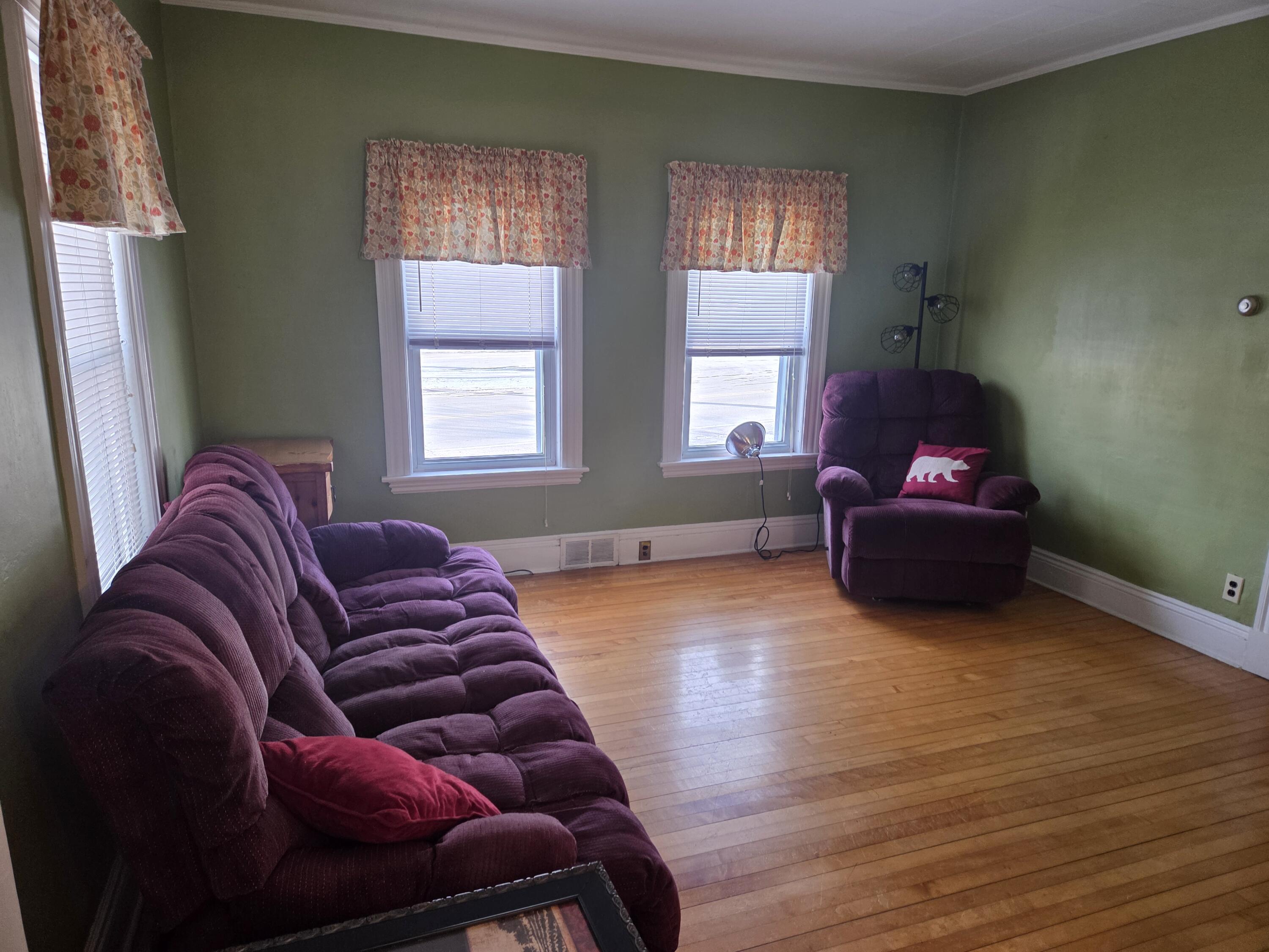 property viewer photo 6
