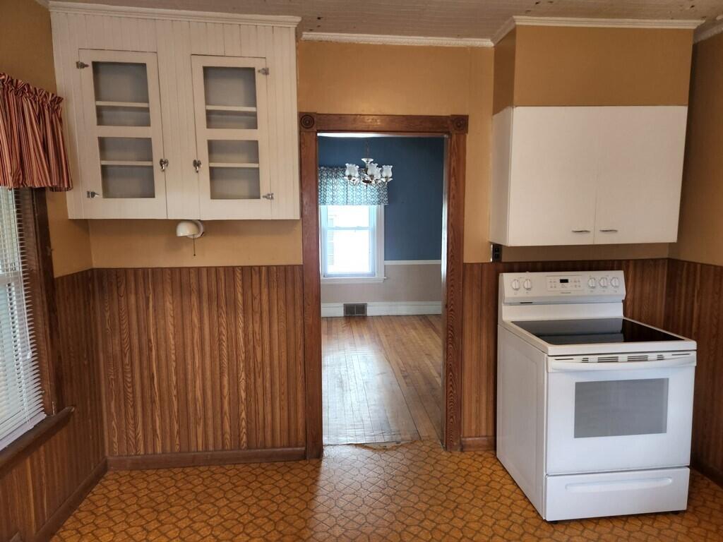 property viewer photo 9