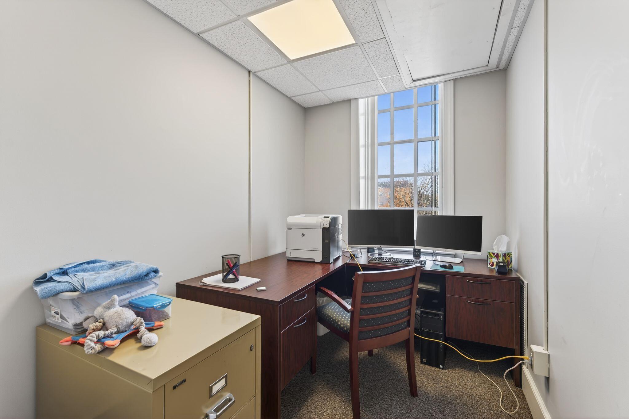 main property photo 40