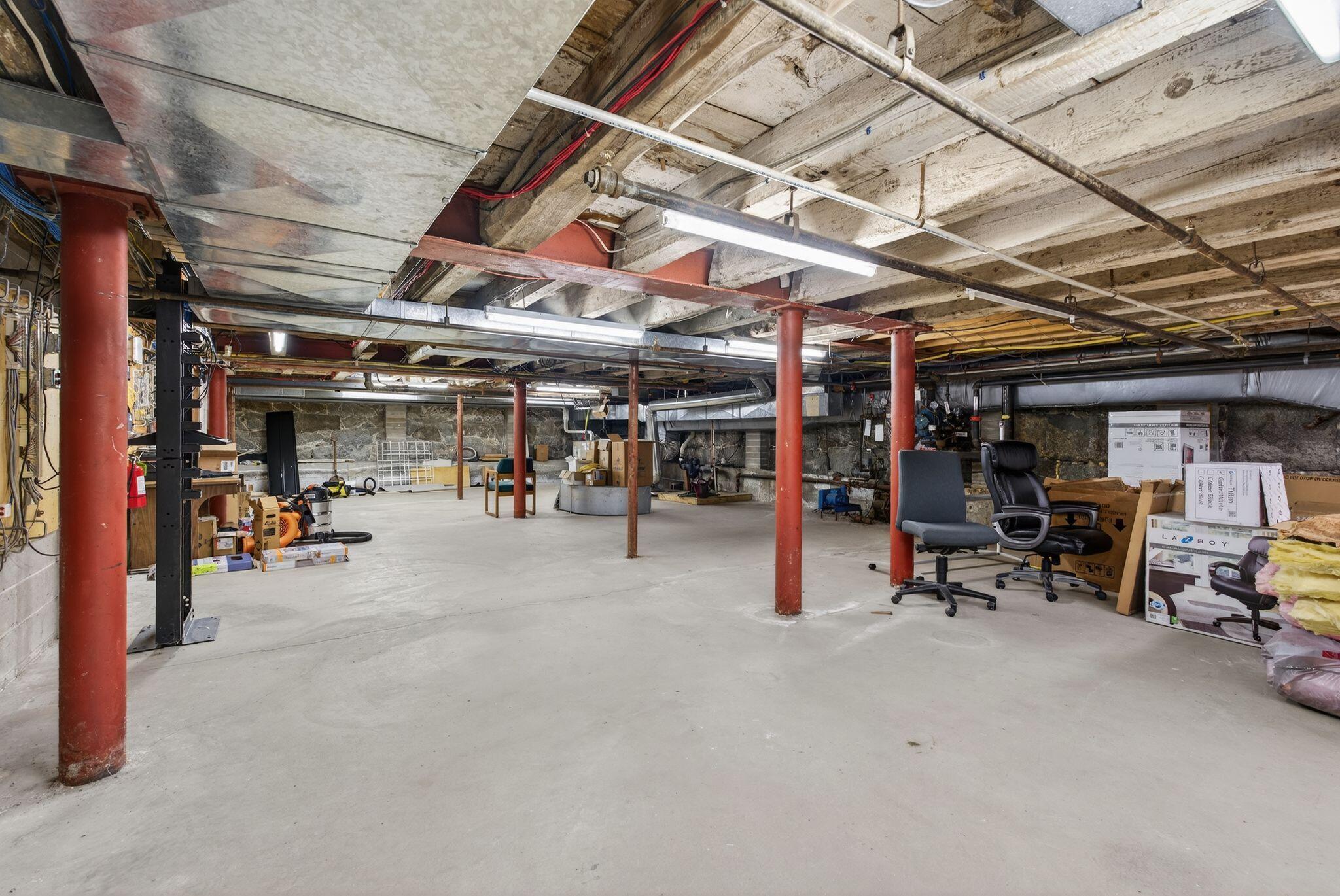 main property photo 51