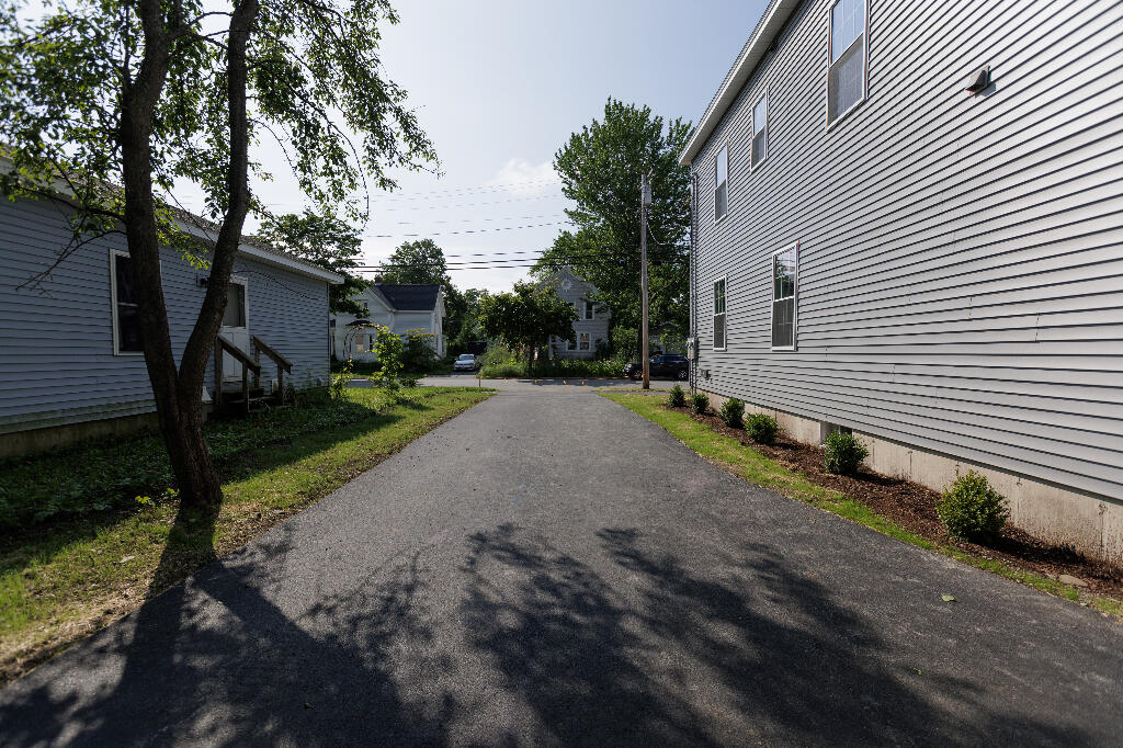 main property photo 87