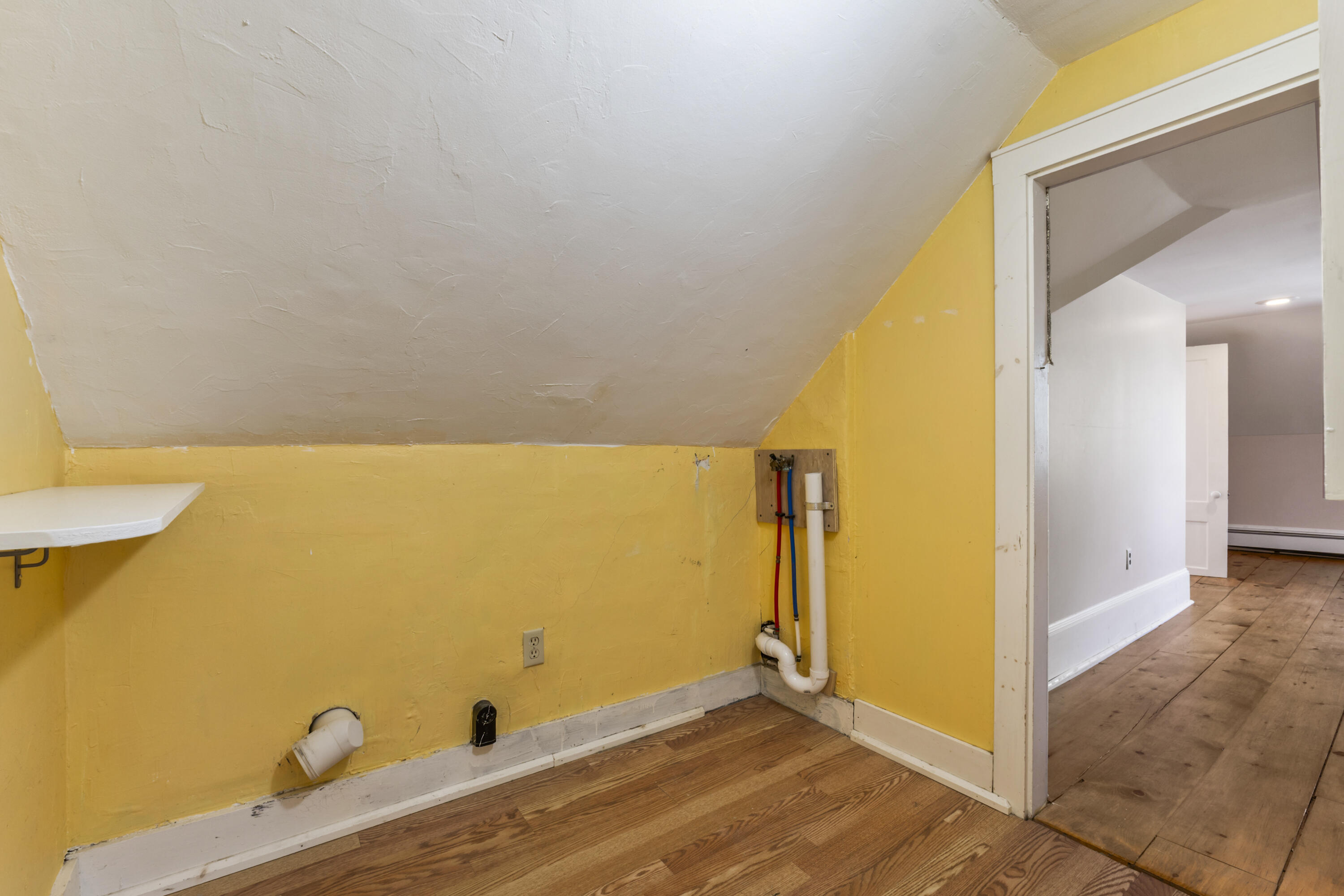 main property photo 60