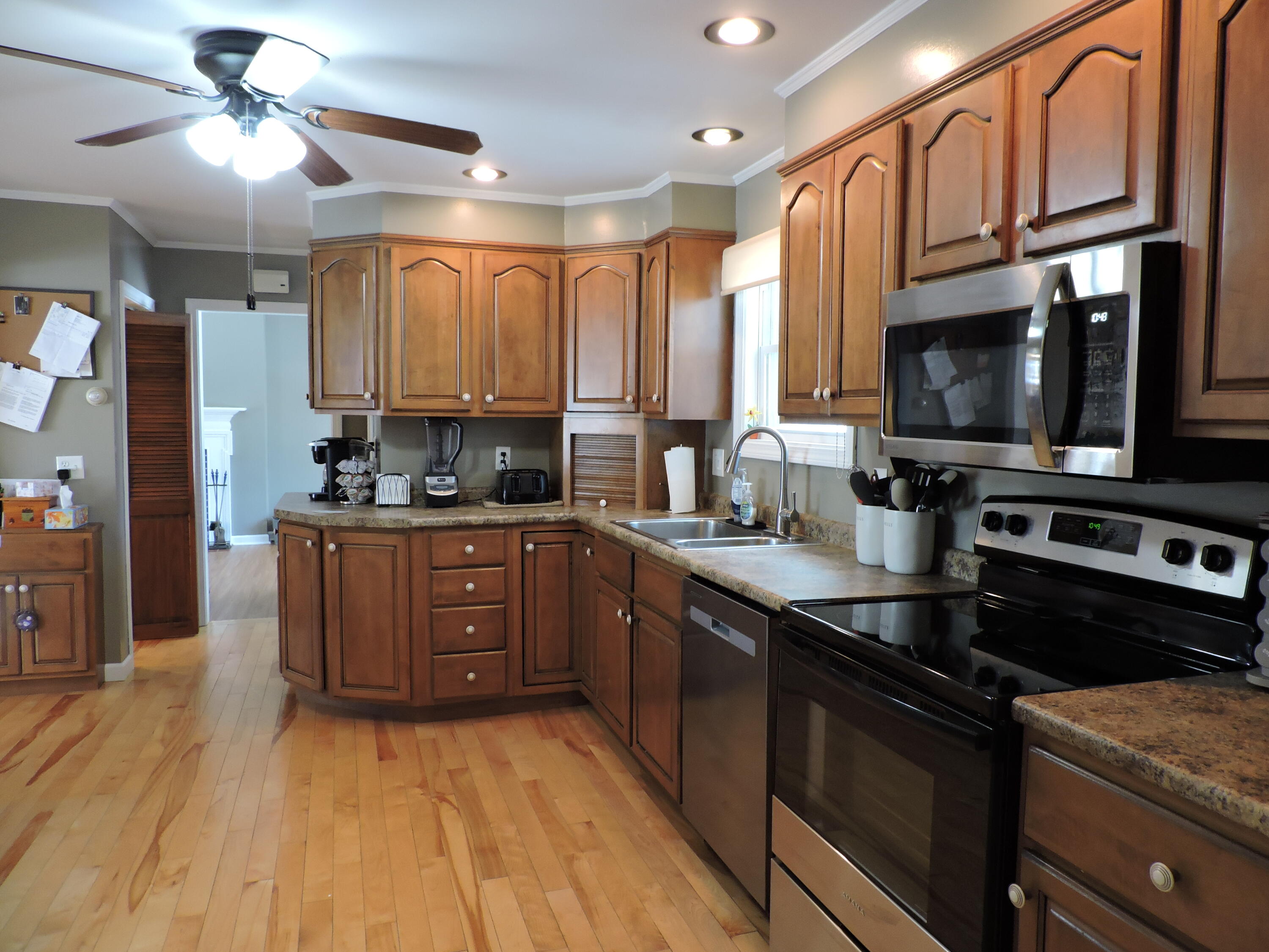 property viewer photo 3