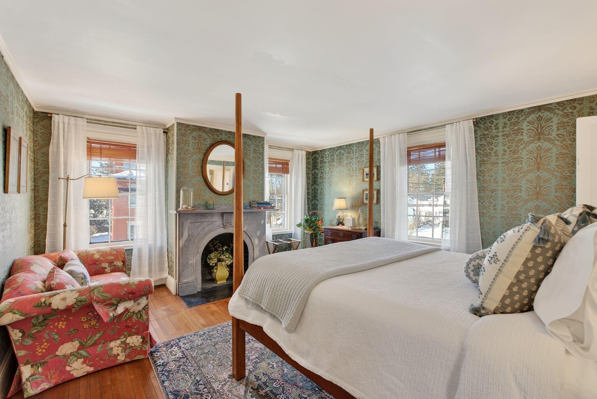 main property photo 50