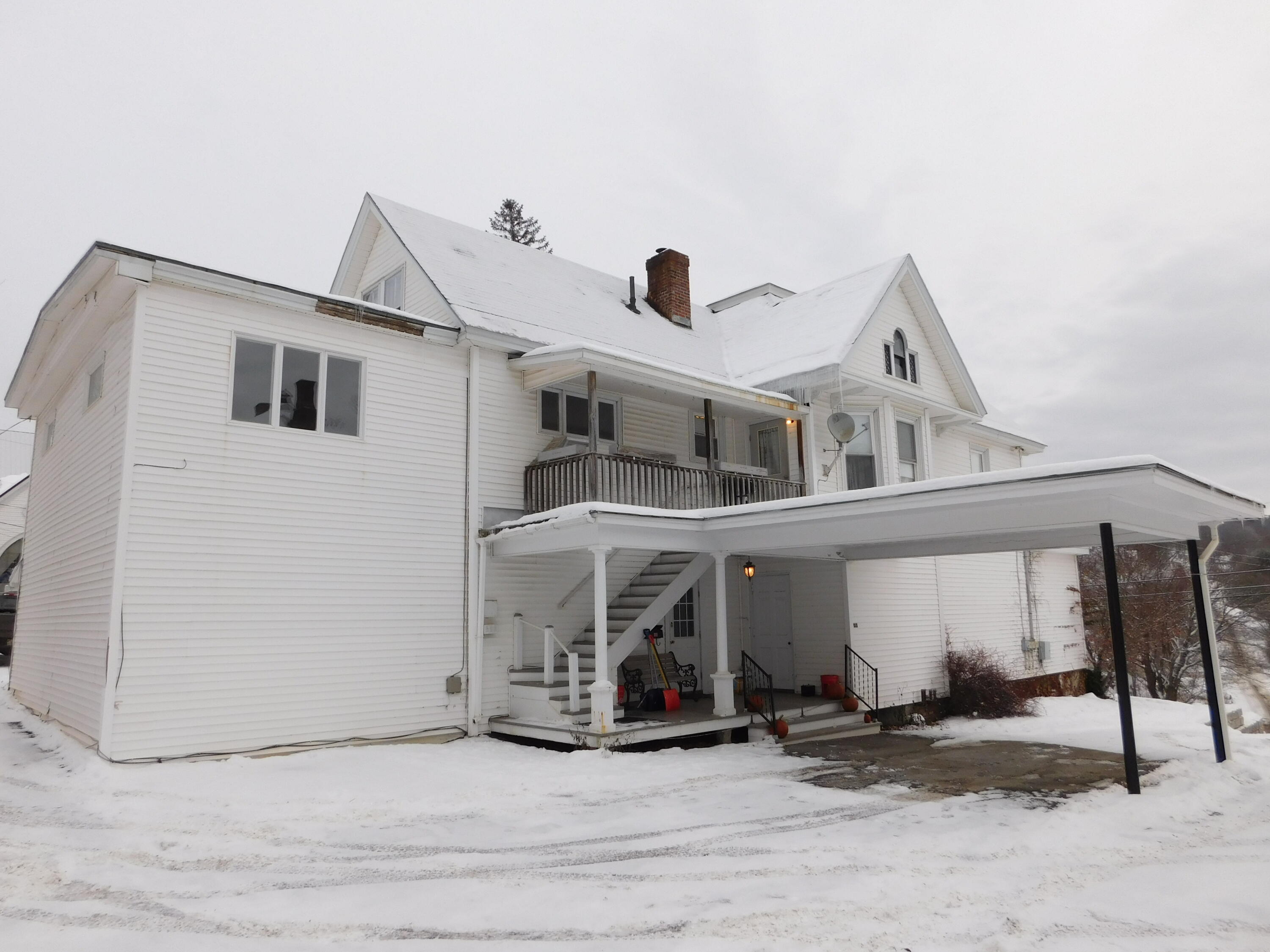 main property photo 6