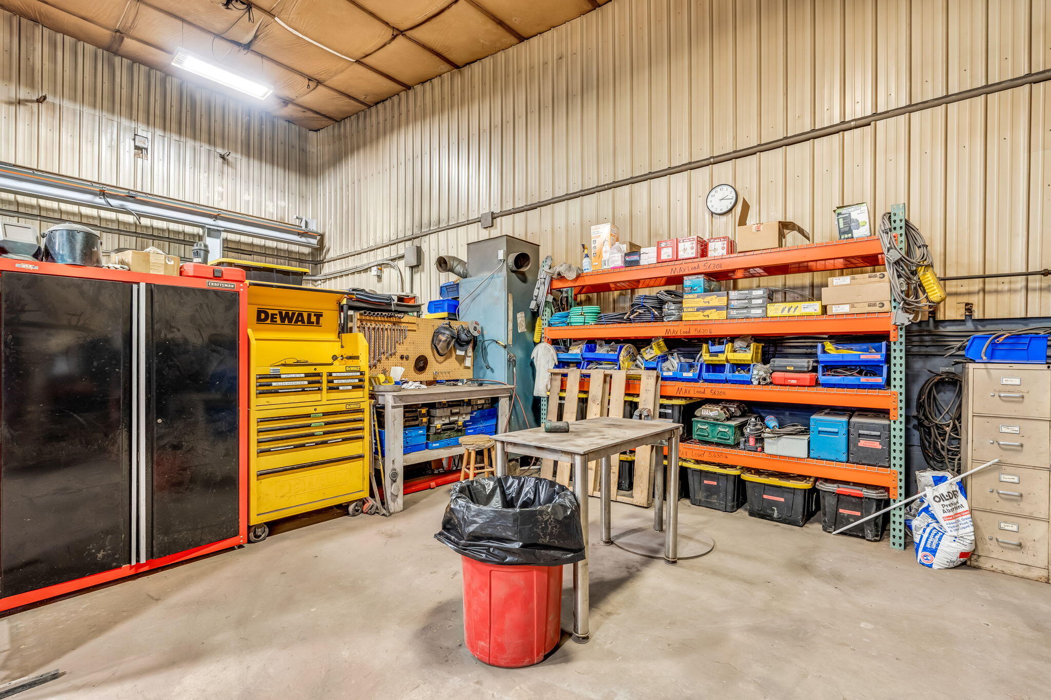 main property photo 74