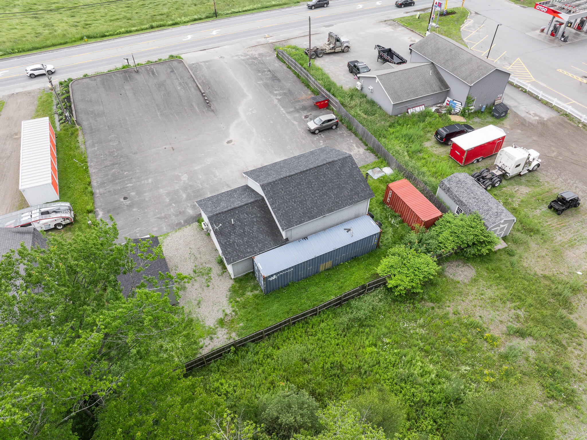 main property photo 11