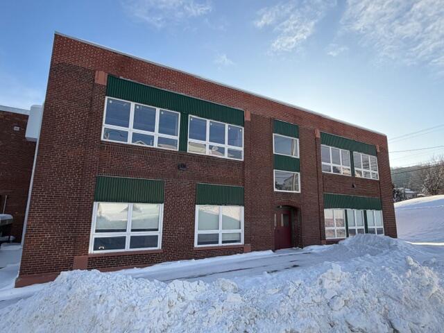 main property photo 41