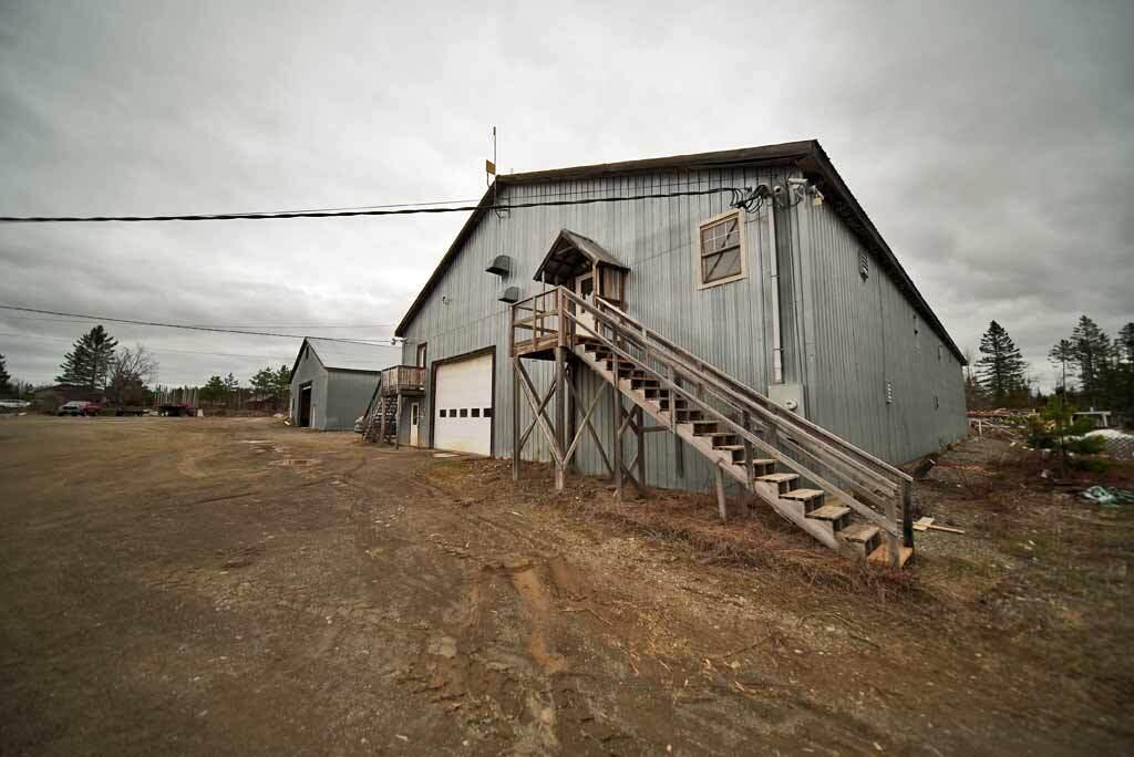 main property photo 45