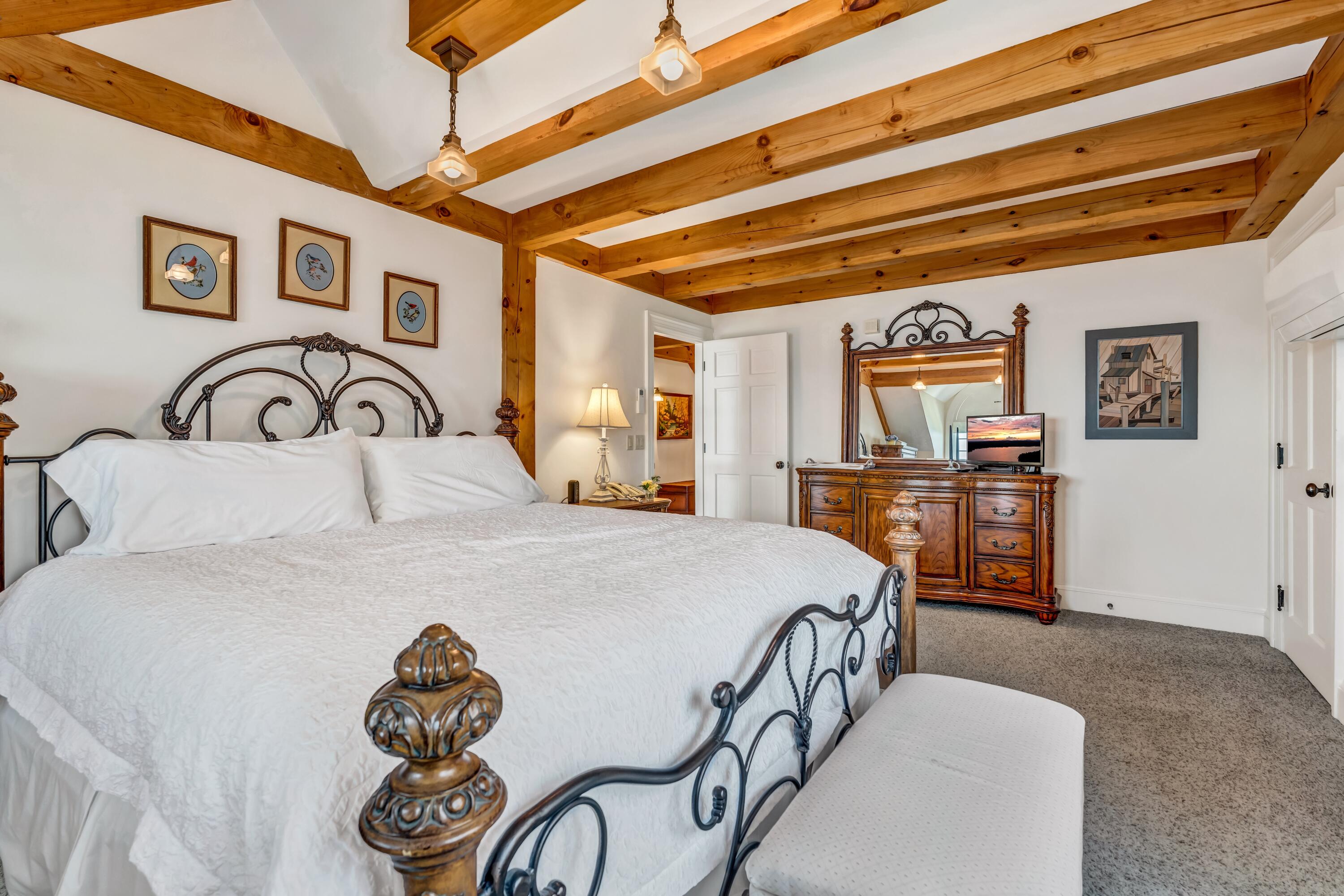 main property photo 79