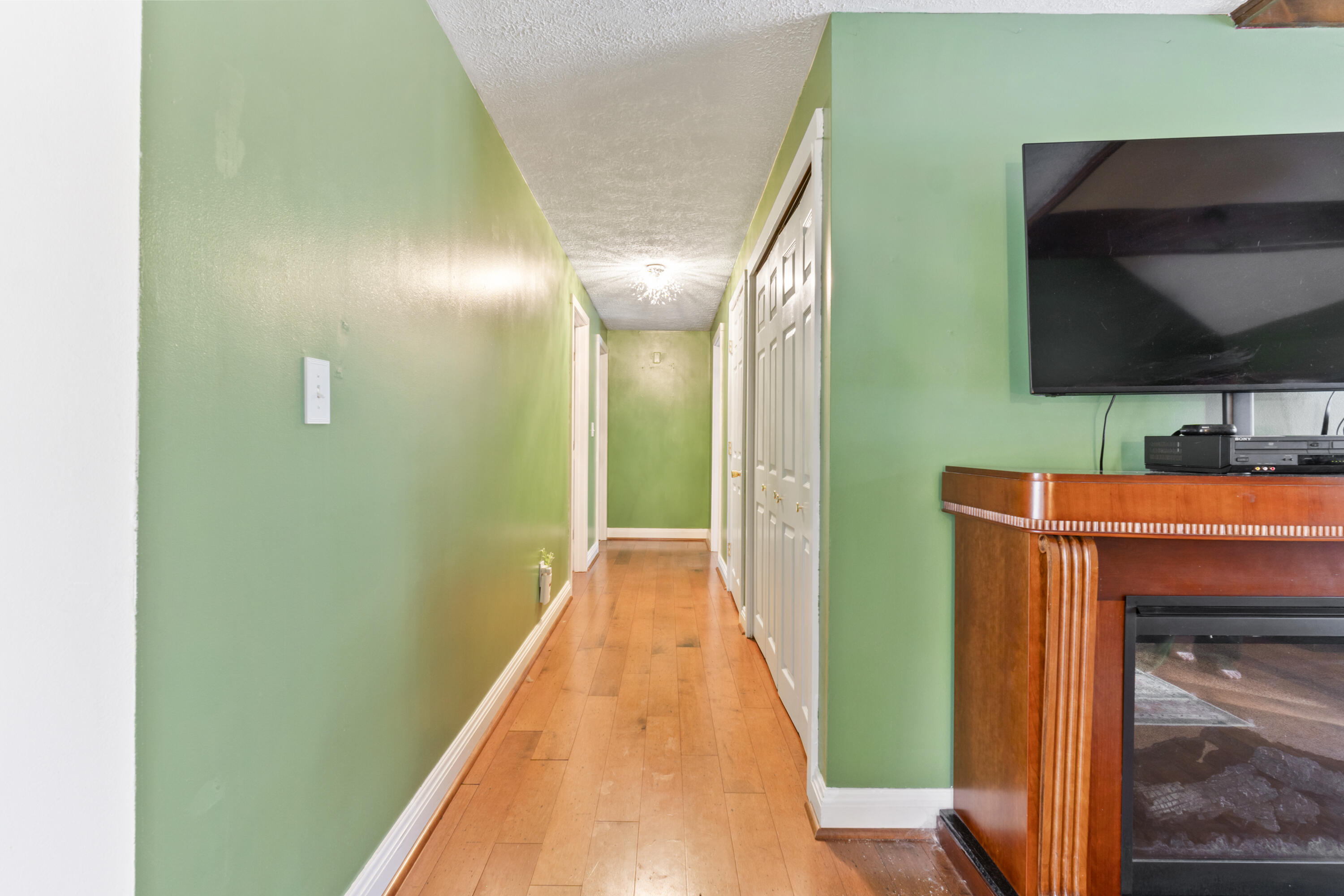 property viewer photo 21