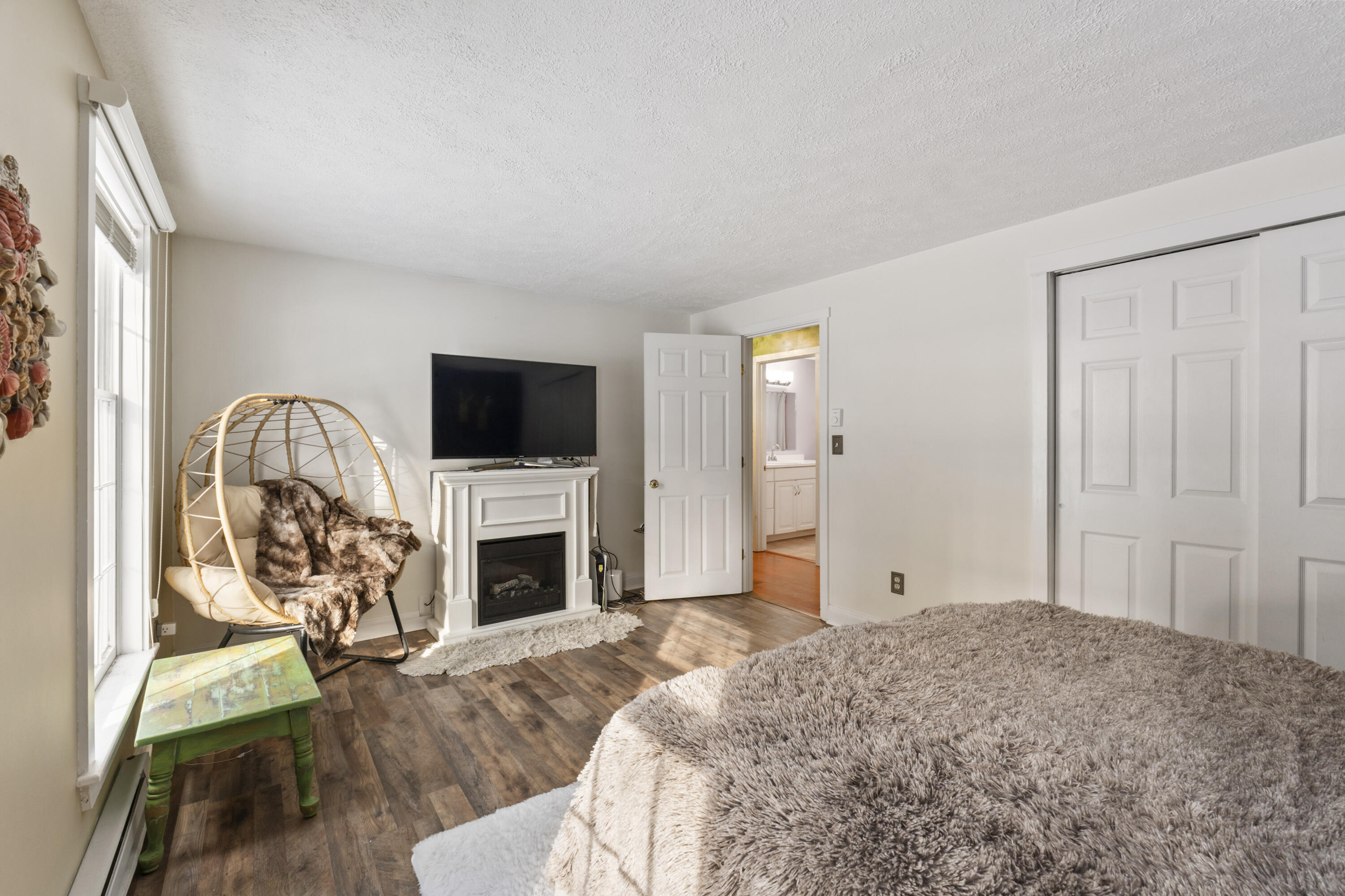 property viewer photo 25