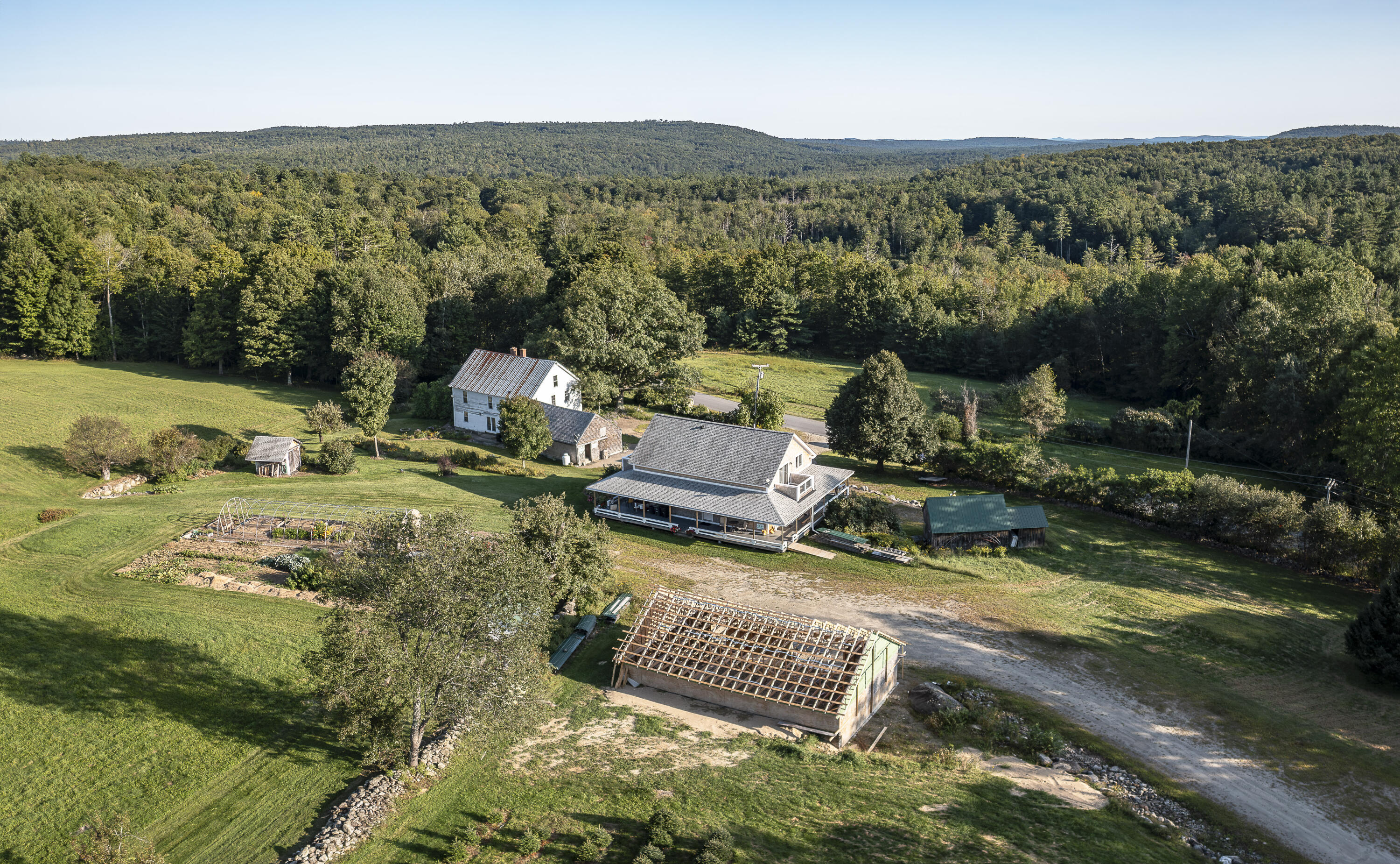 main property photo 16