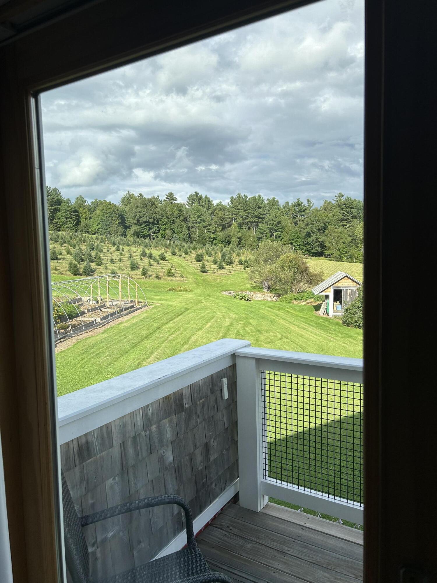 main property photo 79
