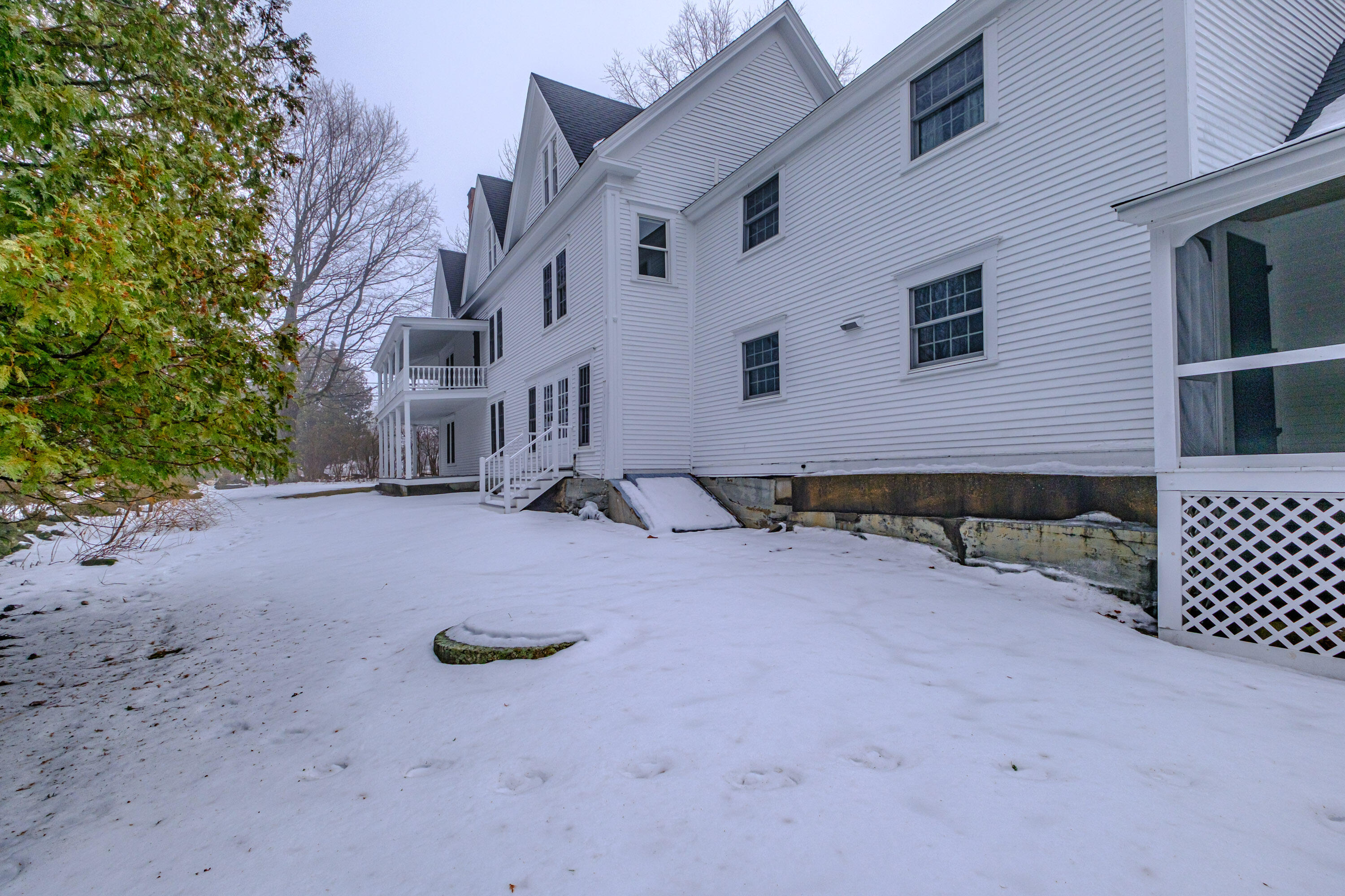 property viewer photo 14