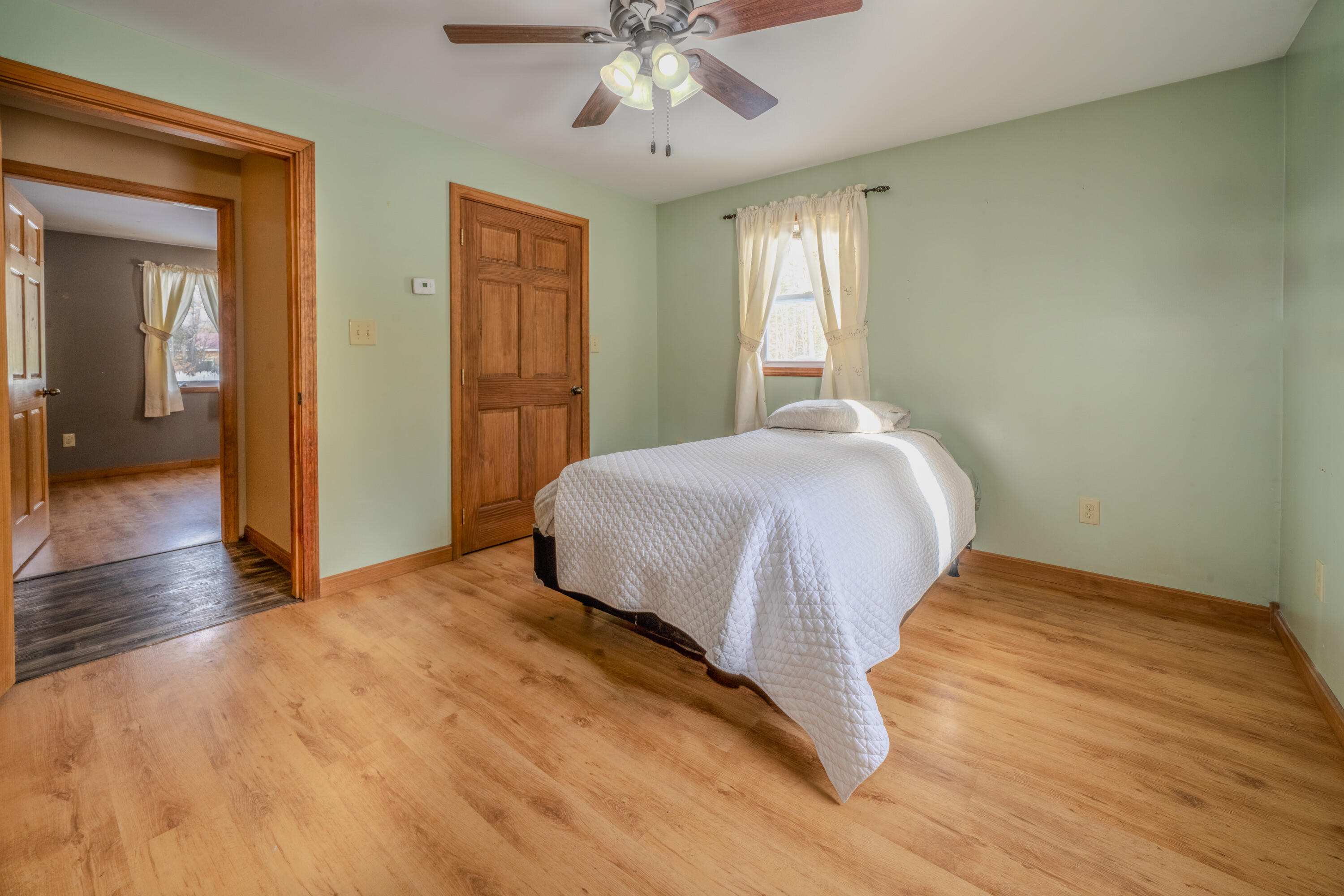 property viewer photo 14
