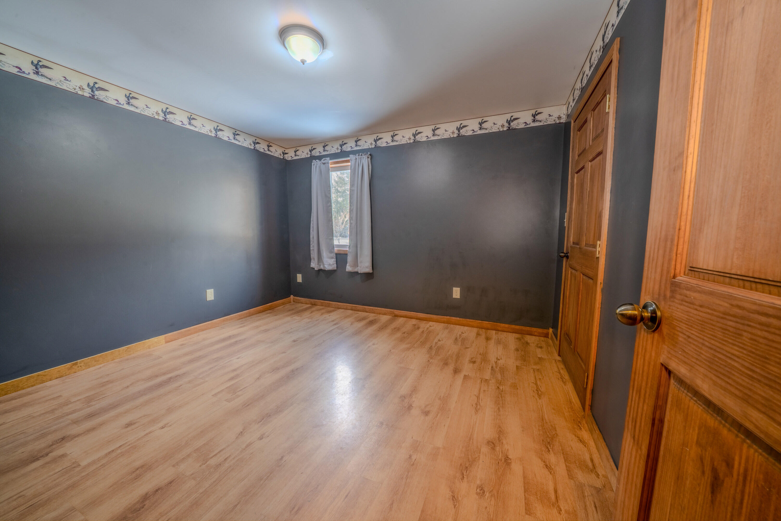 property viewer photo 18