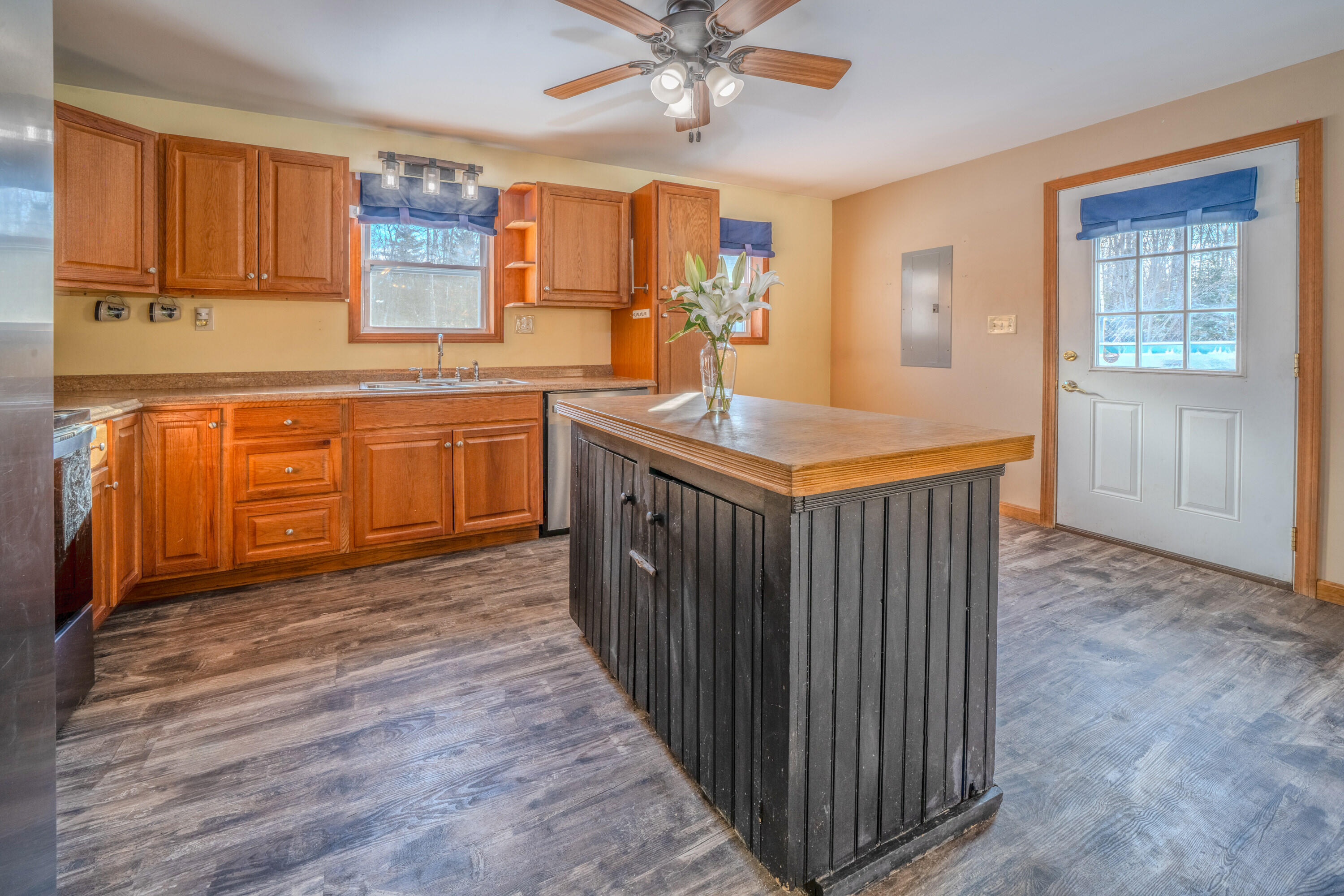 property viewer photo 5