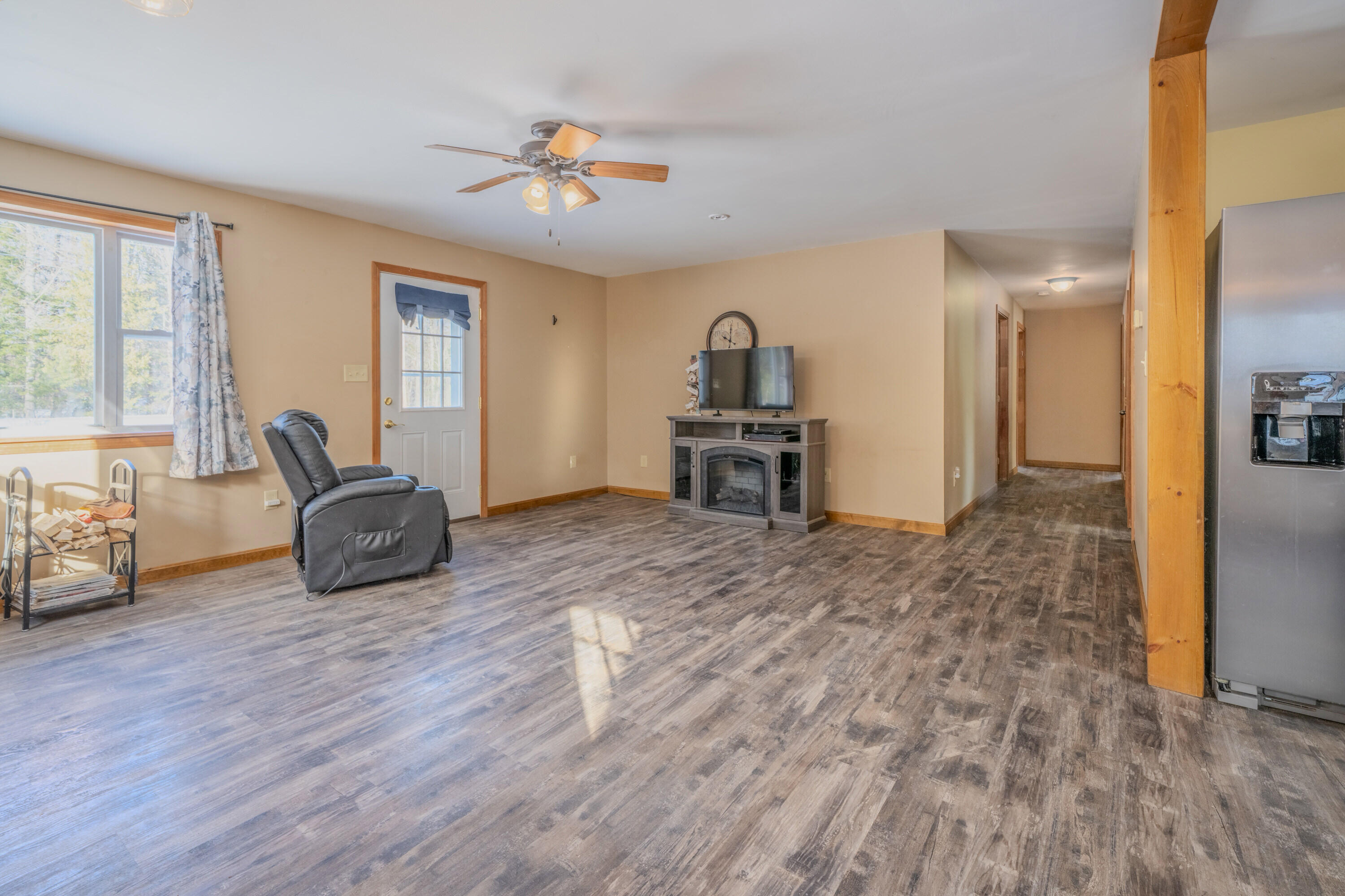 property viewer photo 8