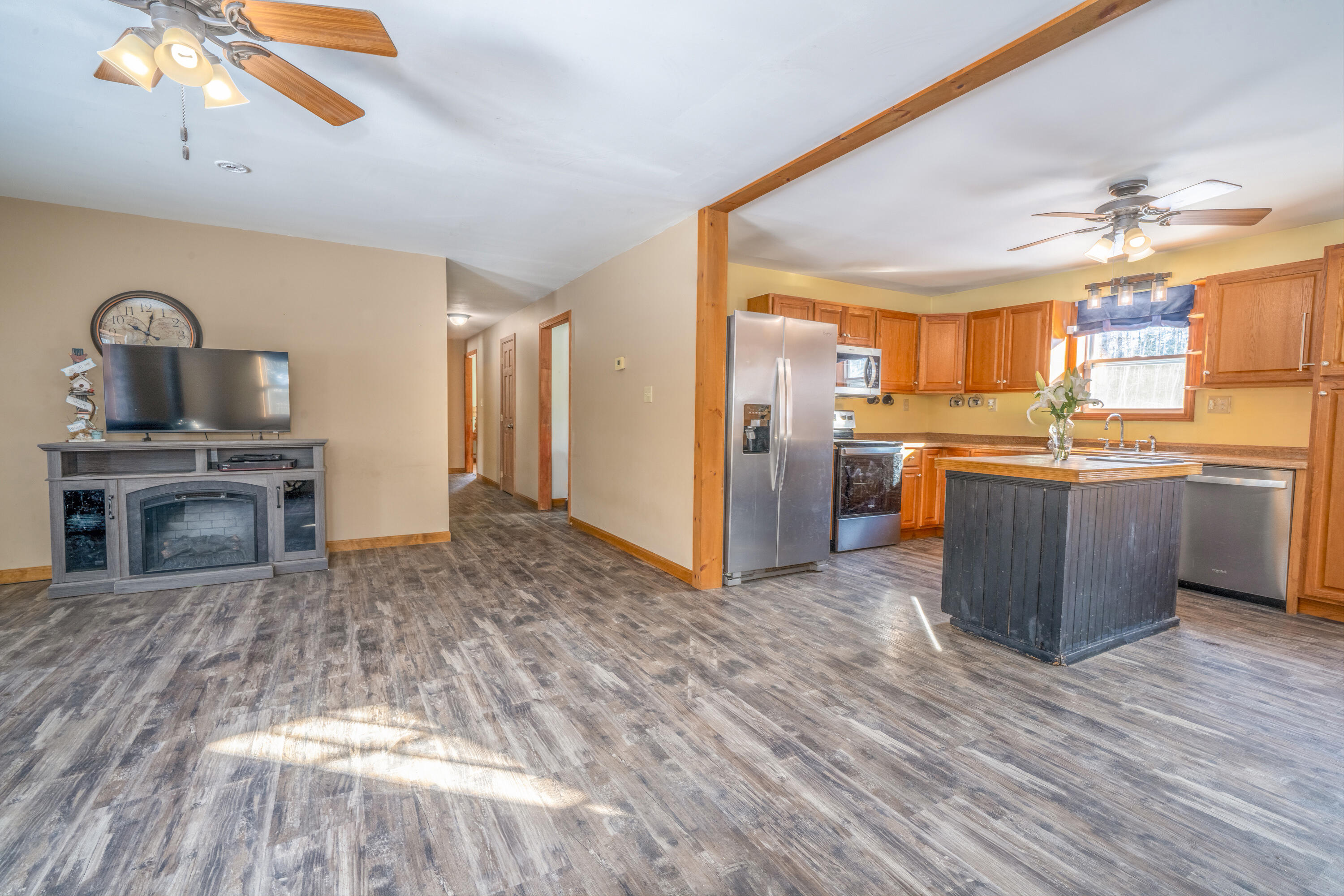 property viewer photo 9