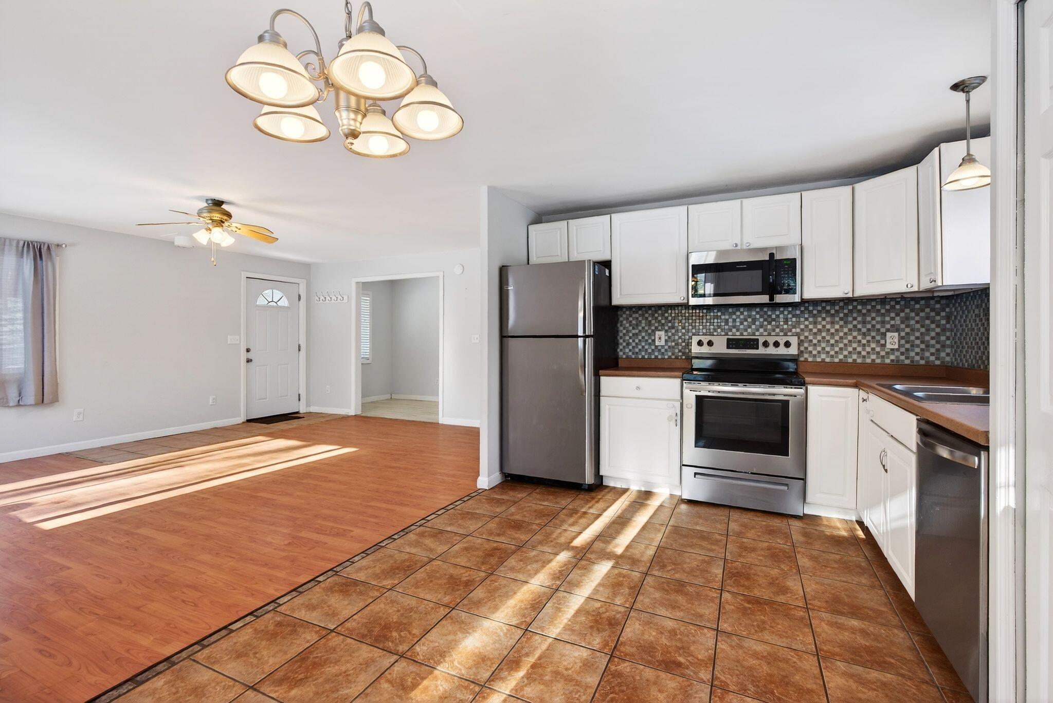 property viewer photo 6