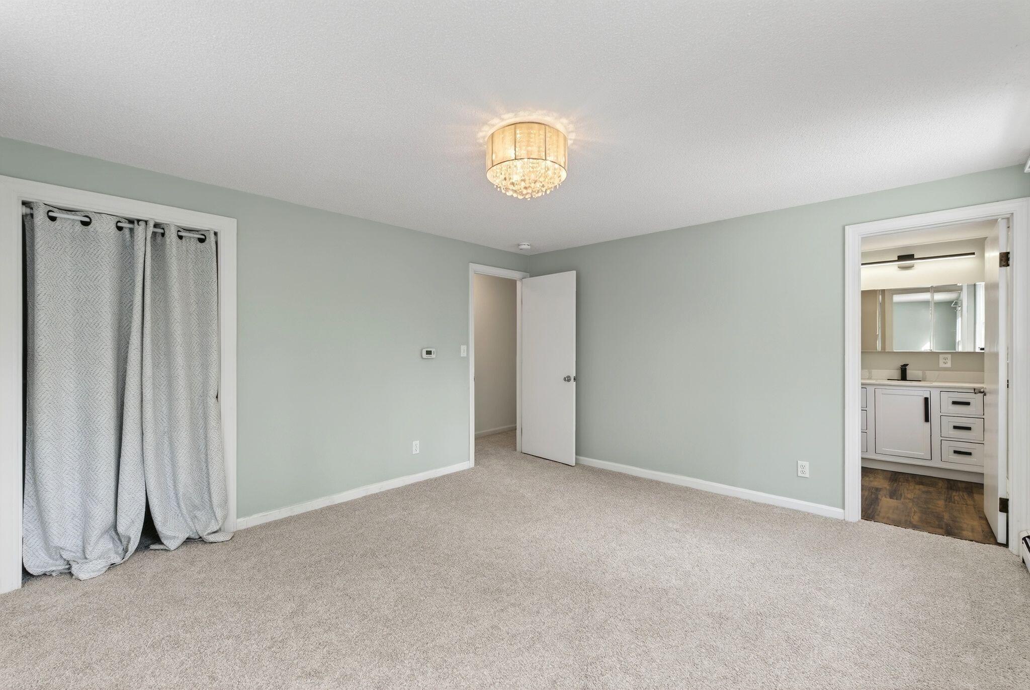 property viewer photo 32