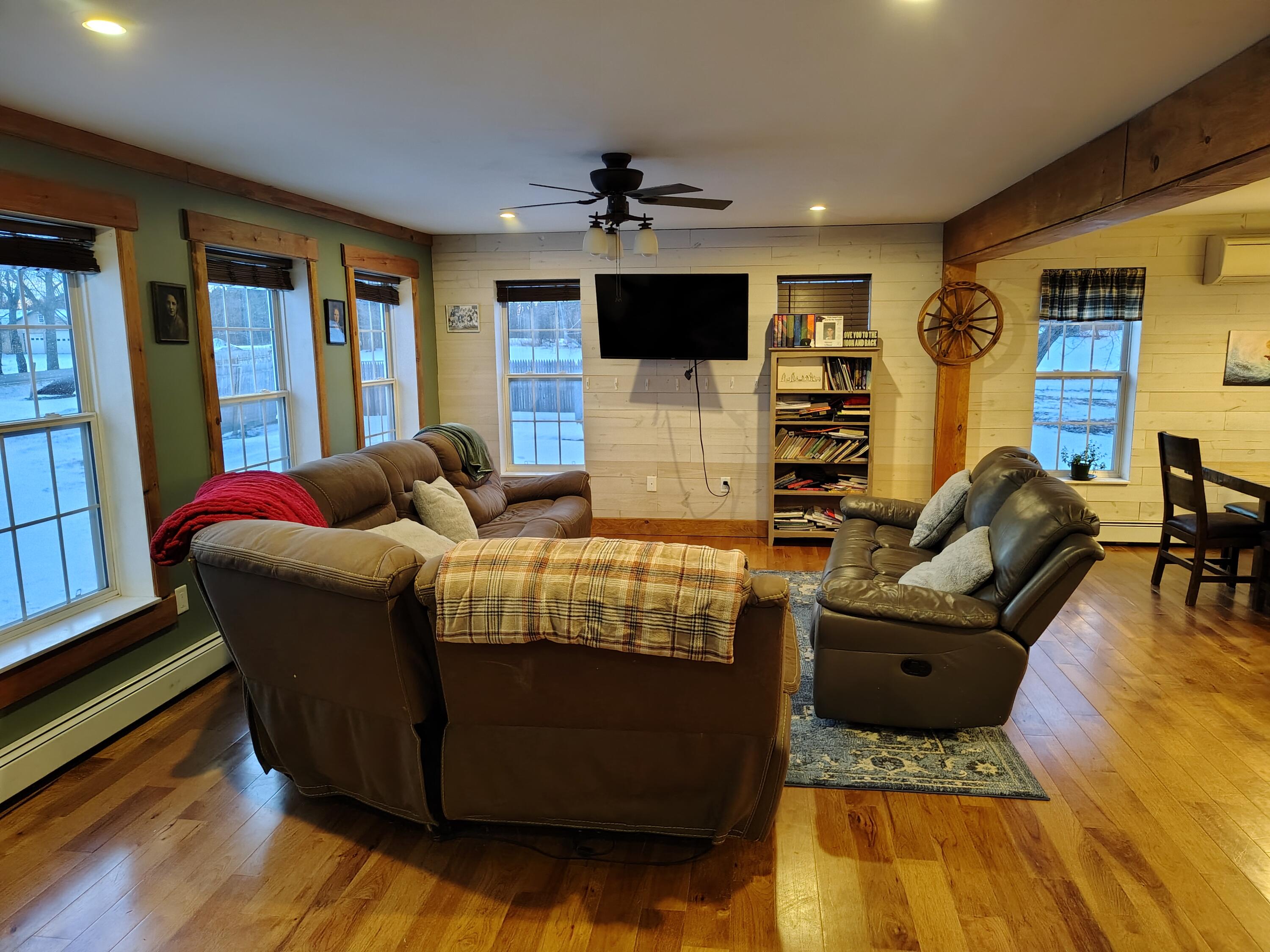 property viewer photo 6